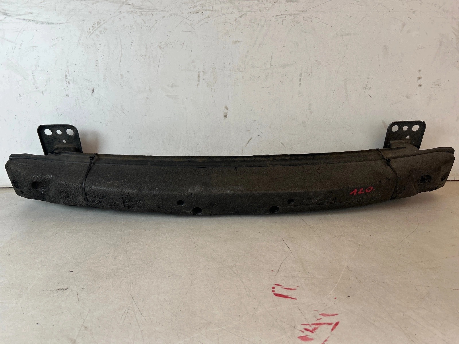sider pillar of a bumper front Ford KA MK2