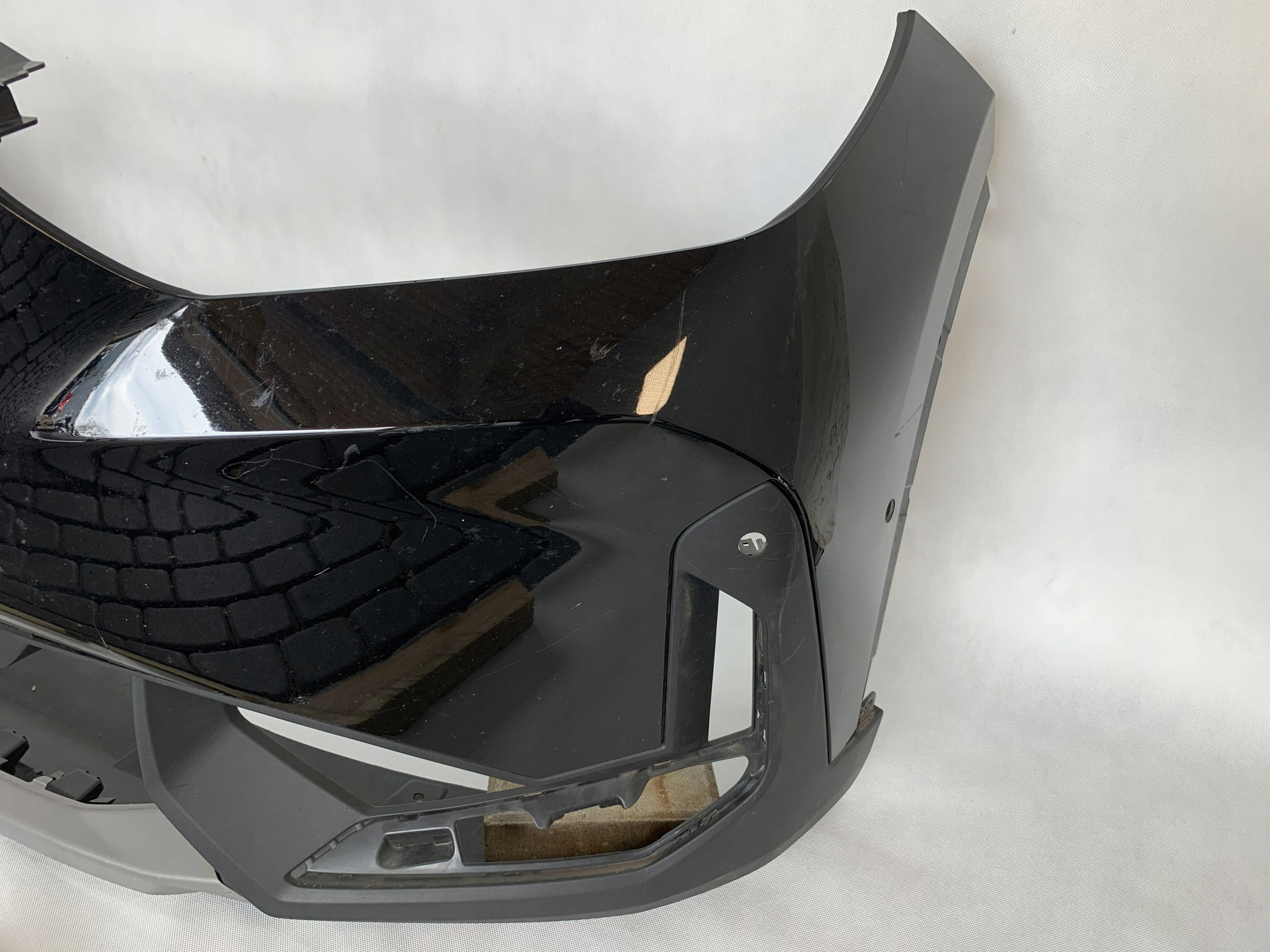 front bumper BMW X1 U11 iX1 22r PDC 51119883579 04.26r