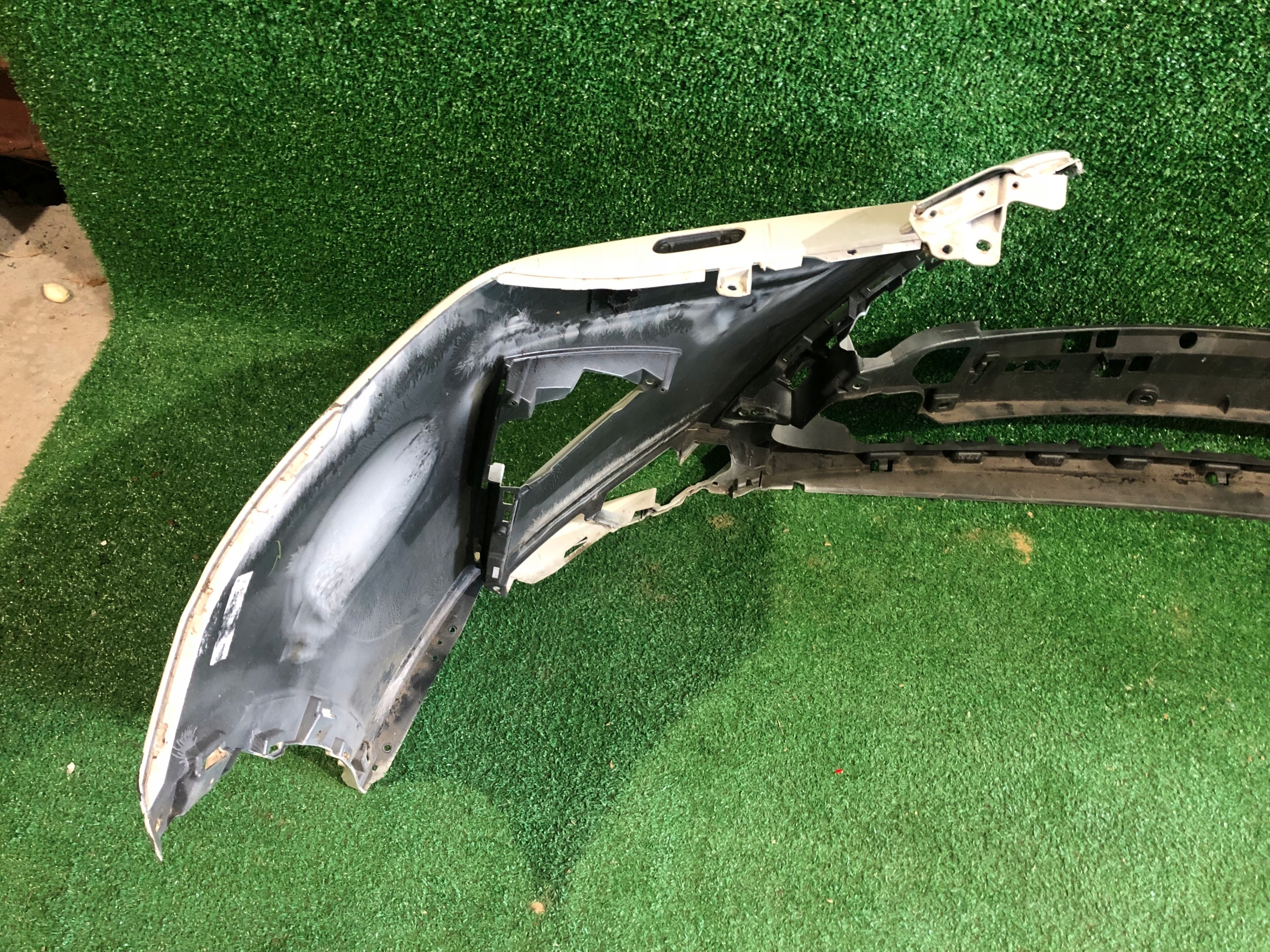 LEXUS RX IV 450H front bumper PDC washer