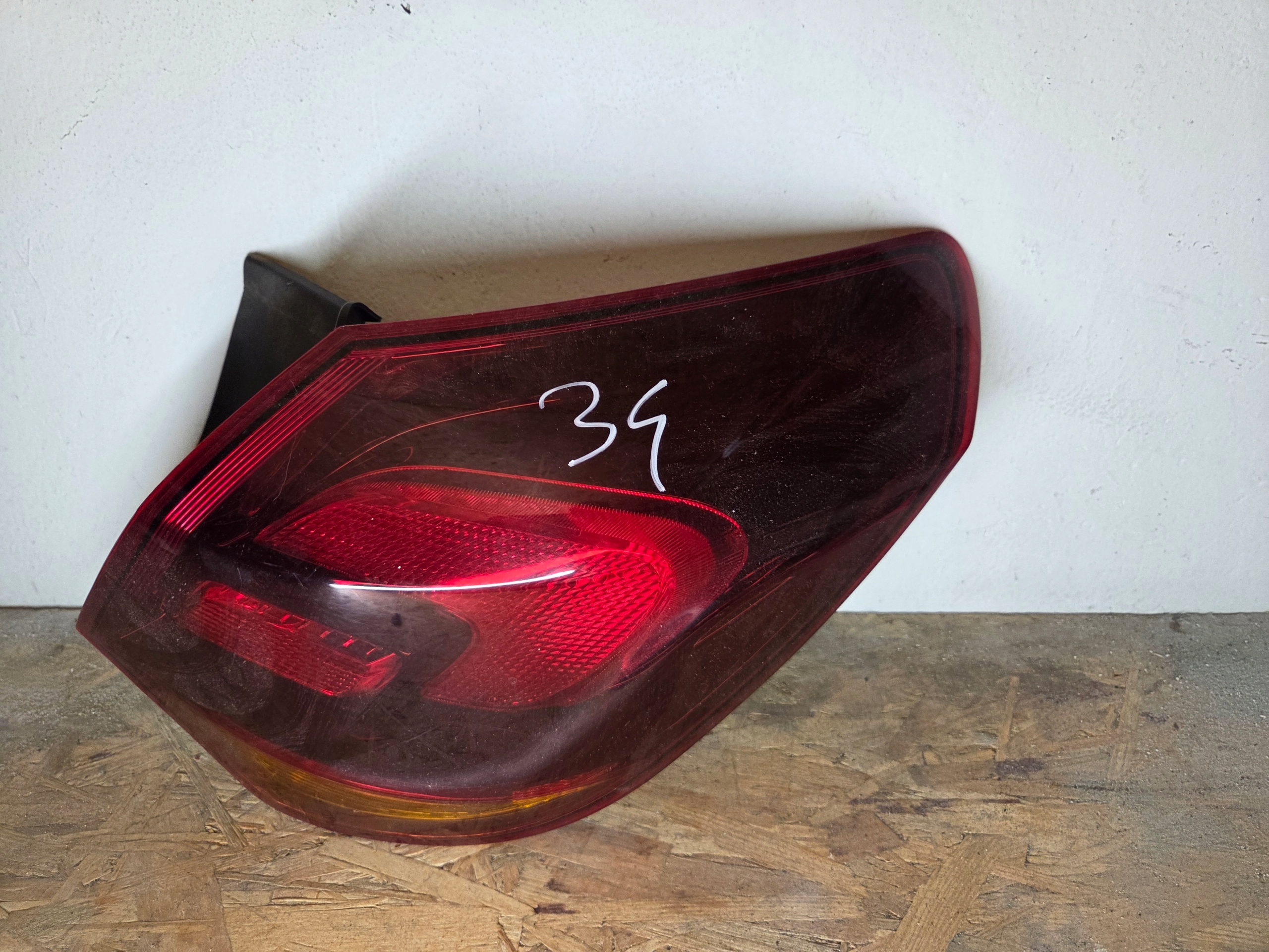 light right rear part right rear opel astra j HB ciemna dymiona