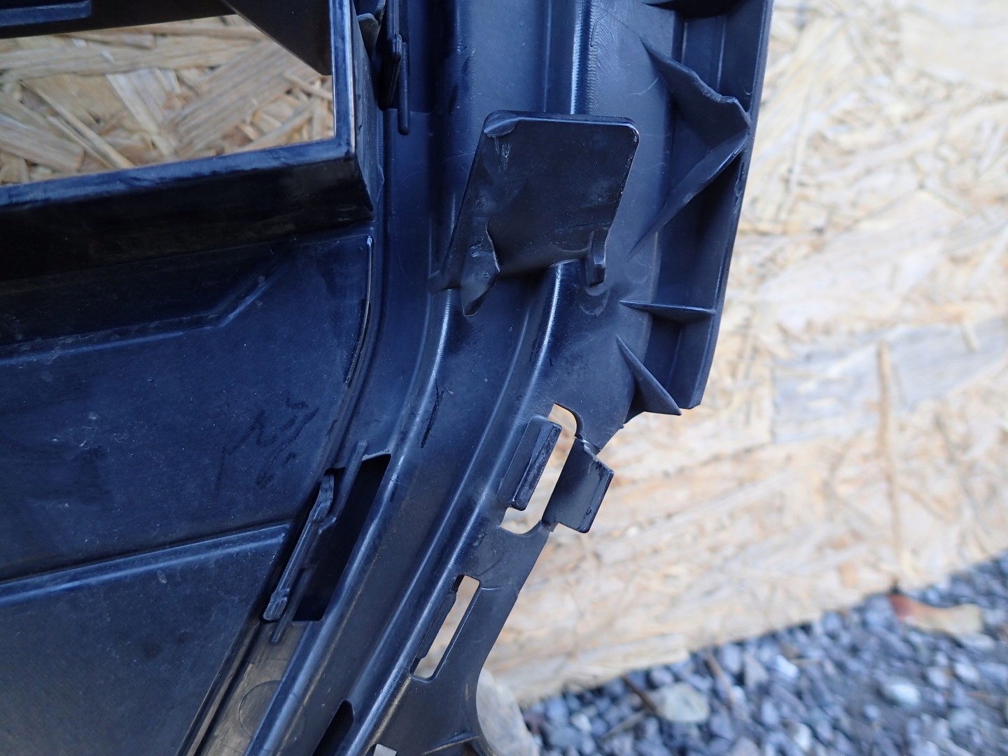 mask hűtőrács AUDI Q2 81A 81A853651 2016