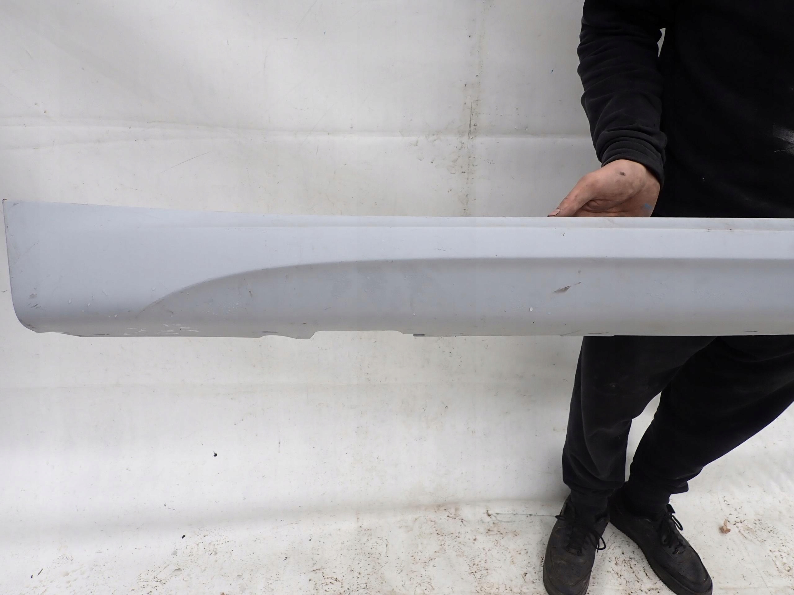 BMW X1 E84 m-packet moulding threshold right