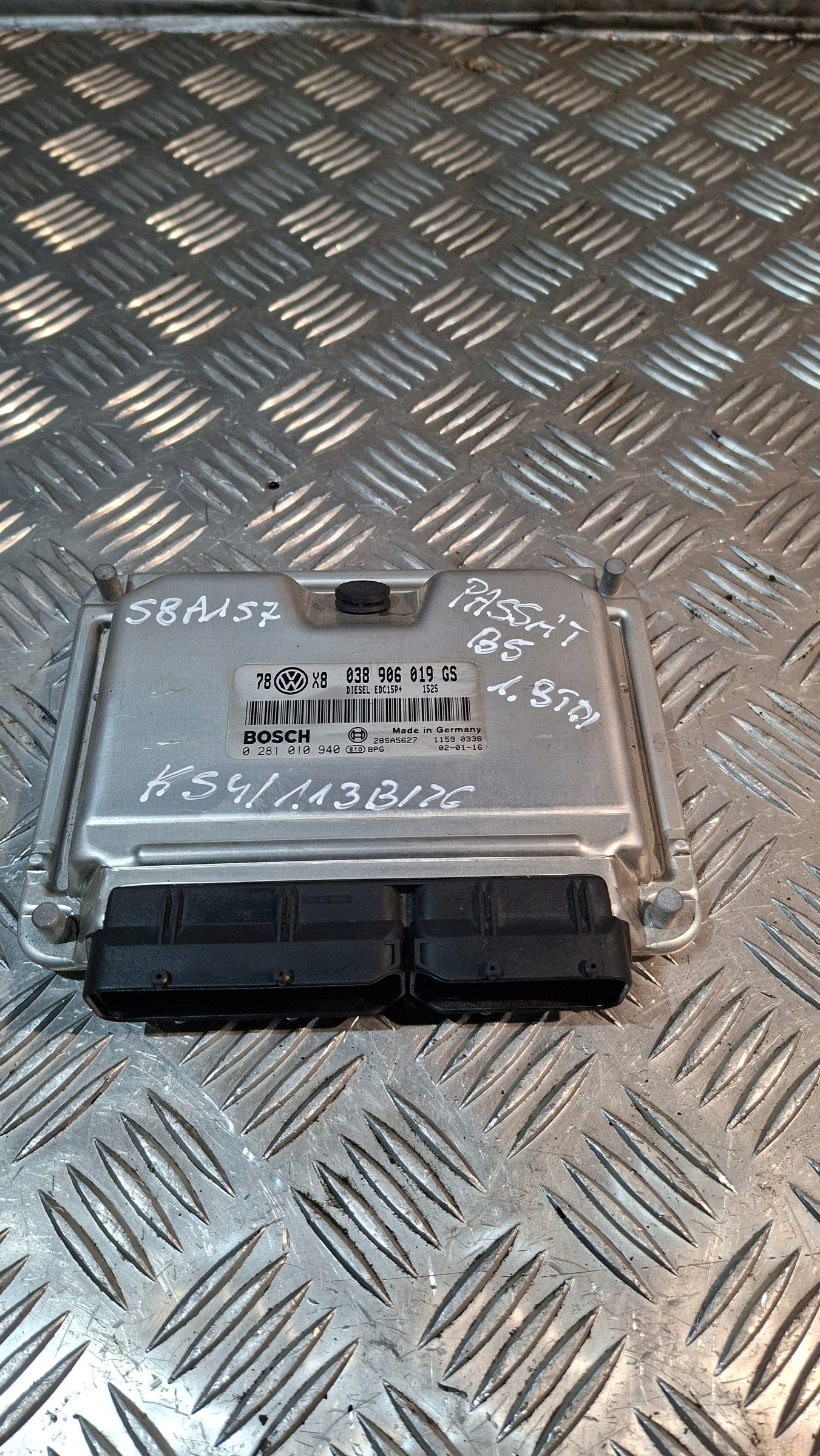 control unit of the engine VW PASSAT B5 1.9TDI