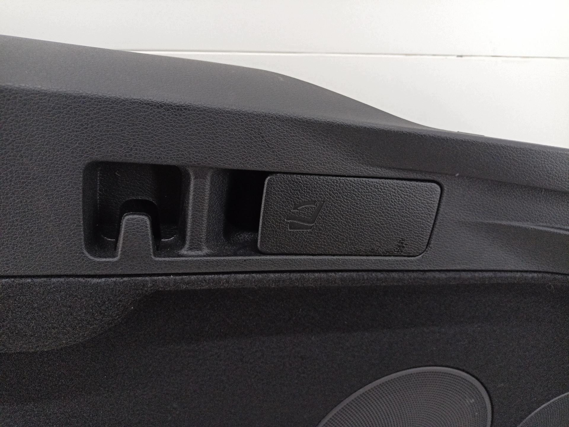 upholstery boot right side Kia ProCeed 2019 85740-J7SQ0