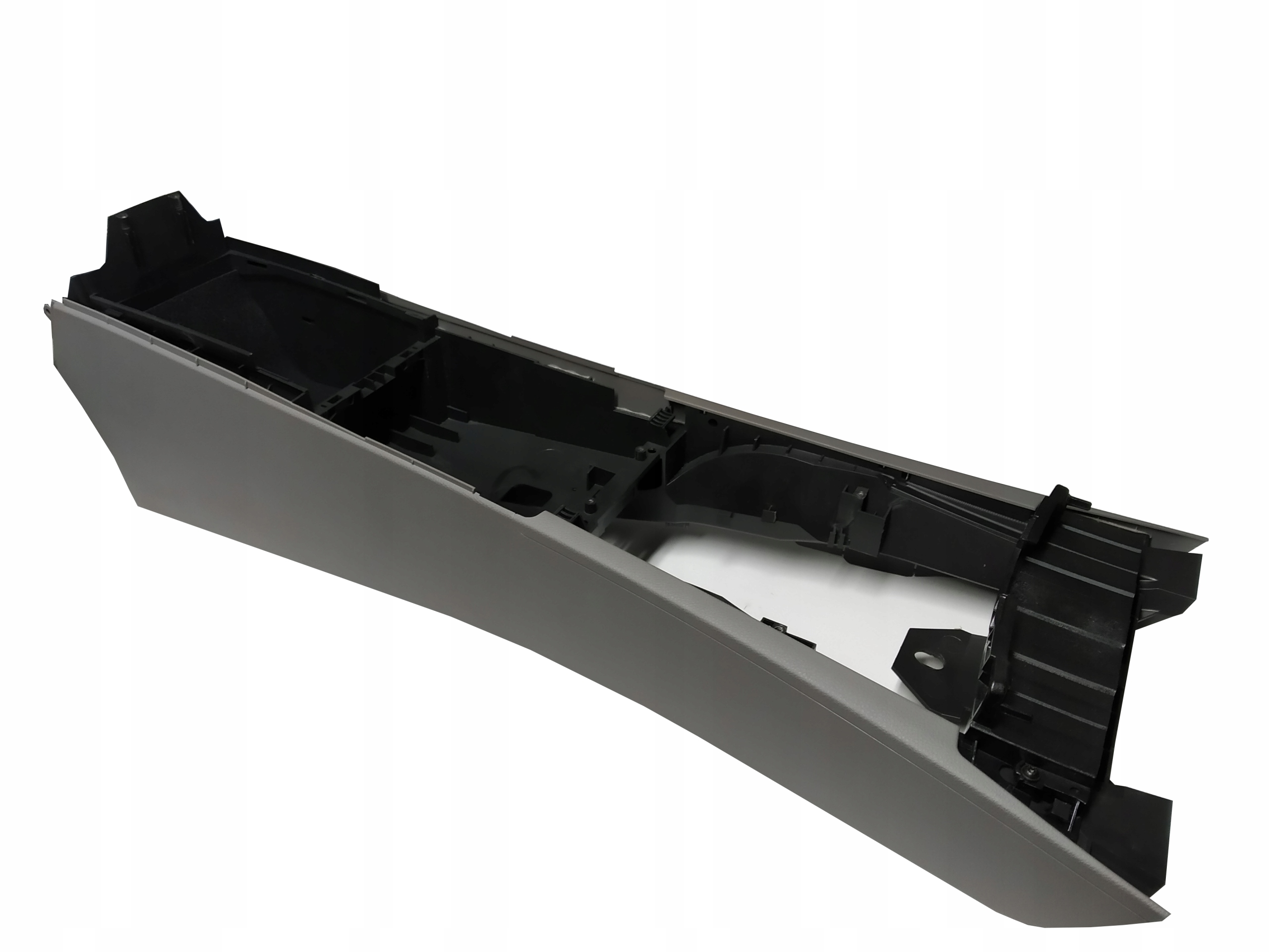 A20468001507K43 - ORG корпус центральной консоли MERCEDES C W204