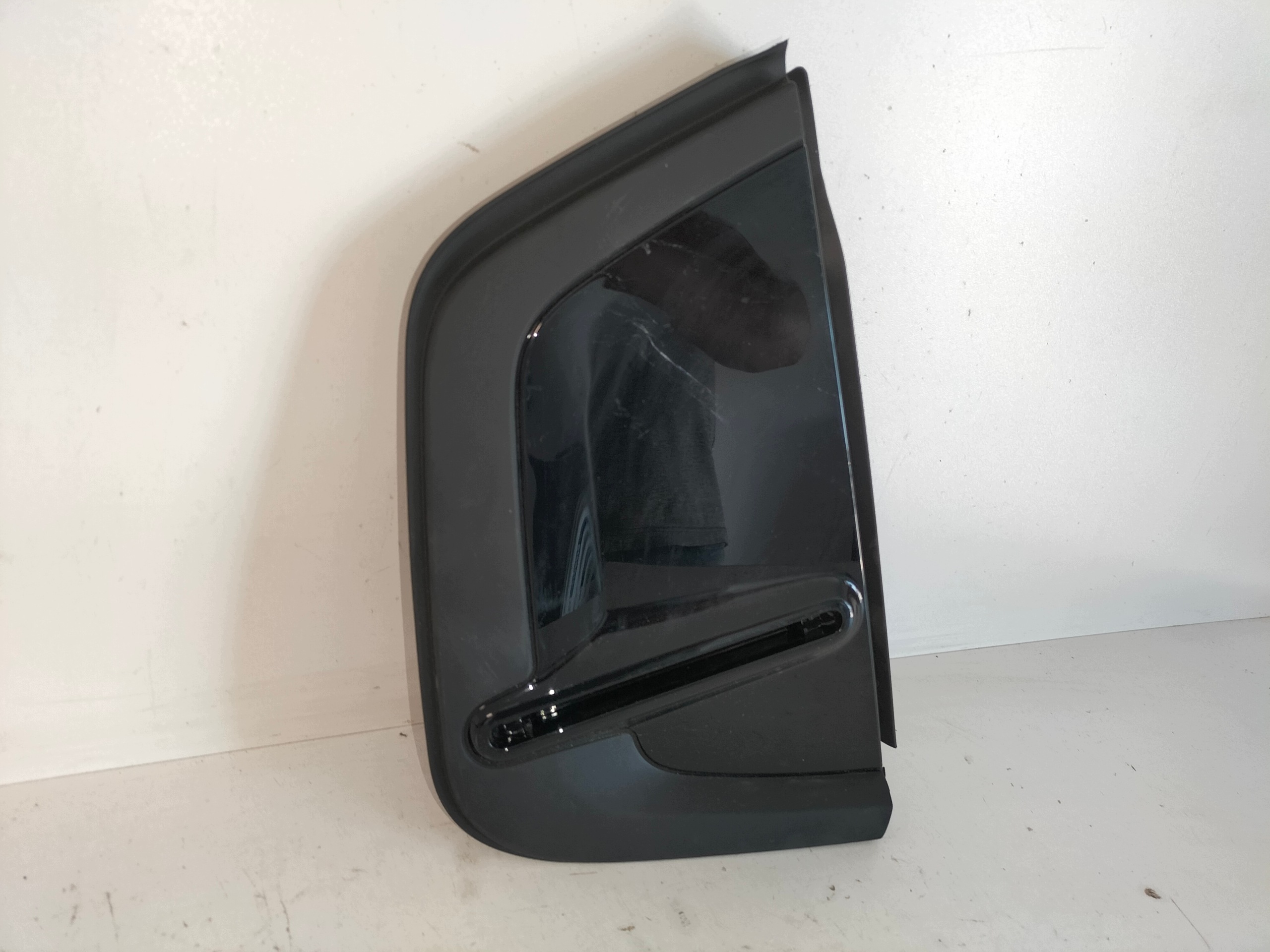 Couverture trojkat Couvre Aile Arrière Droit CITROEN C3 IV 24- e-C3 24