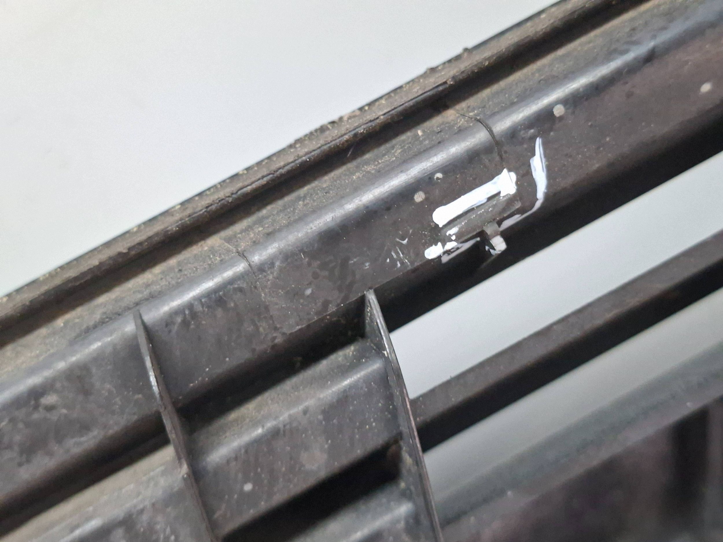 Grill Grill 13117843 OPEL MERIVA A 2003
