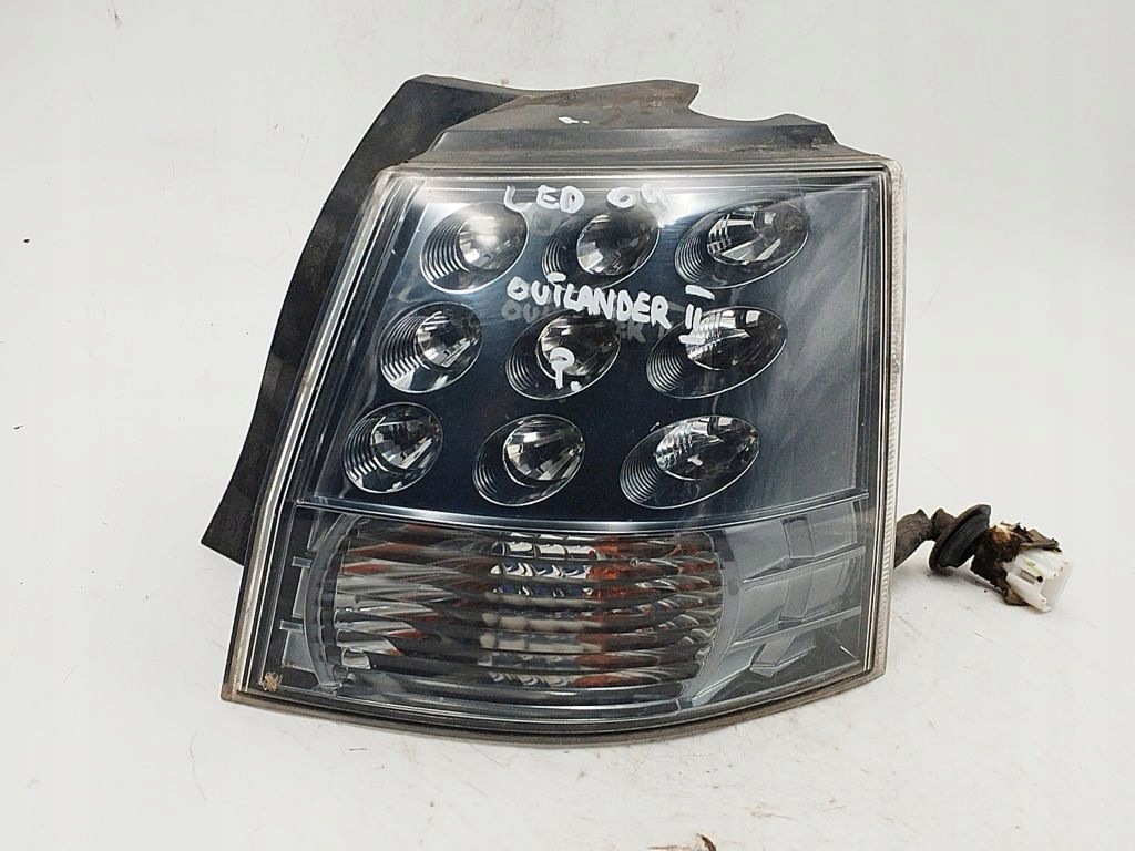 Mitsubishi Outlander II 2 light right rear part rear LED
