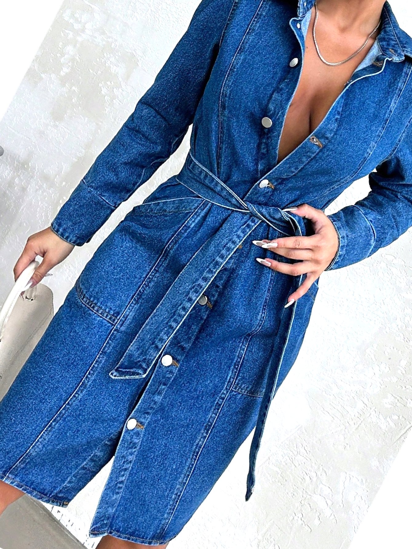 Šaty Za koleno s páskem Stylová modrá džínová bavlněná S 36