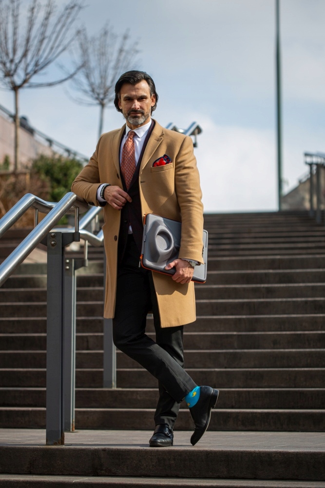 ETUI NA KOSZULE, POKROWIEC PRZECIW ZAGNIECENIOM - POMARAŃCZOWE - PACKSHI Kolor szary