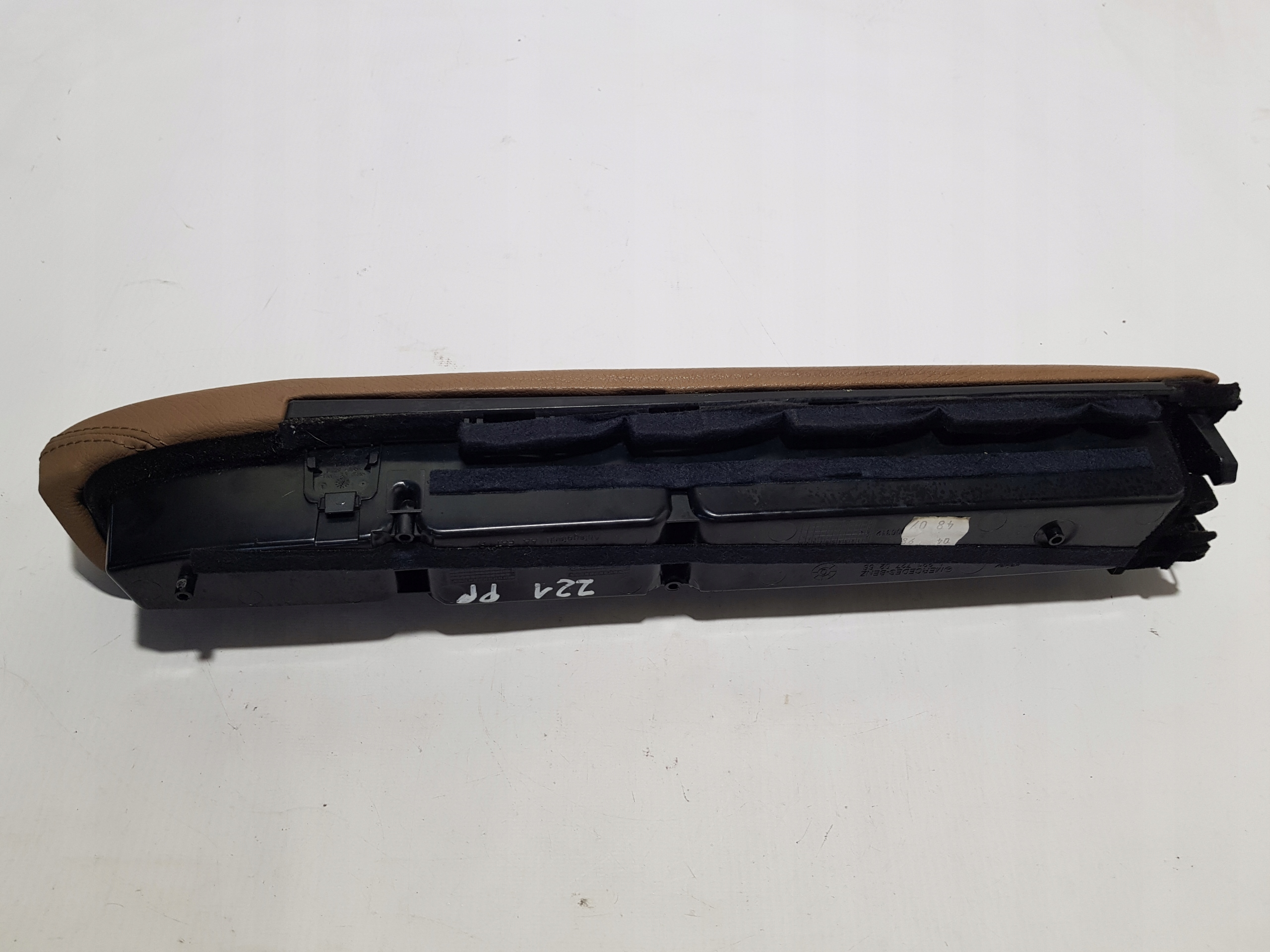 armrest BOCZKA upholstery door right front MERCEDES W221