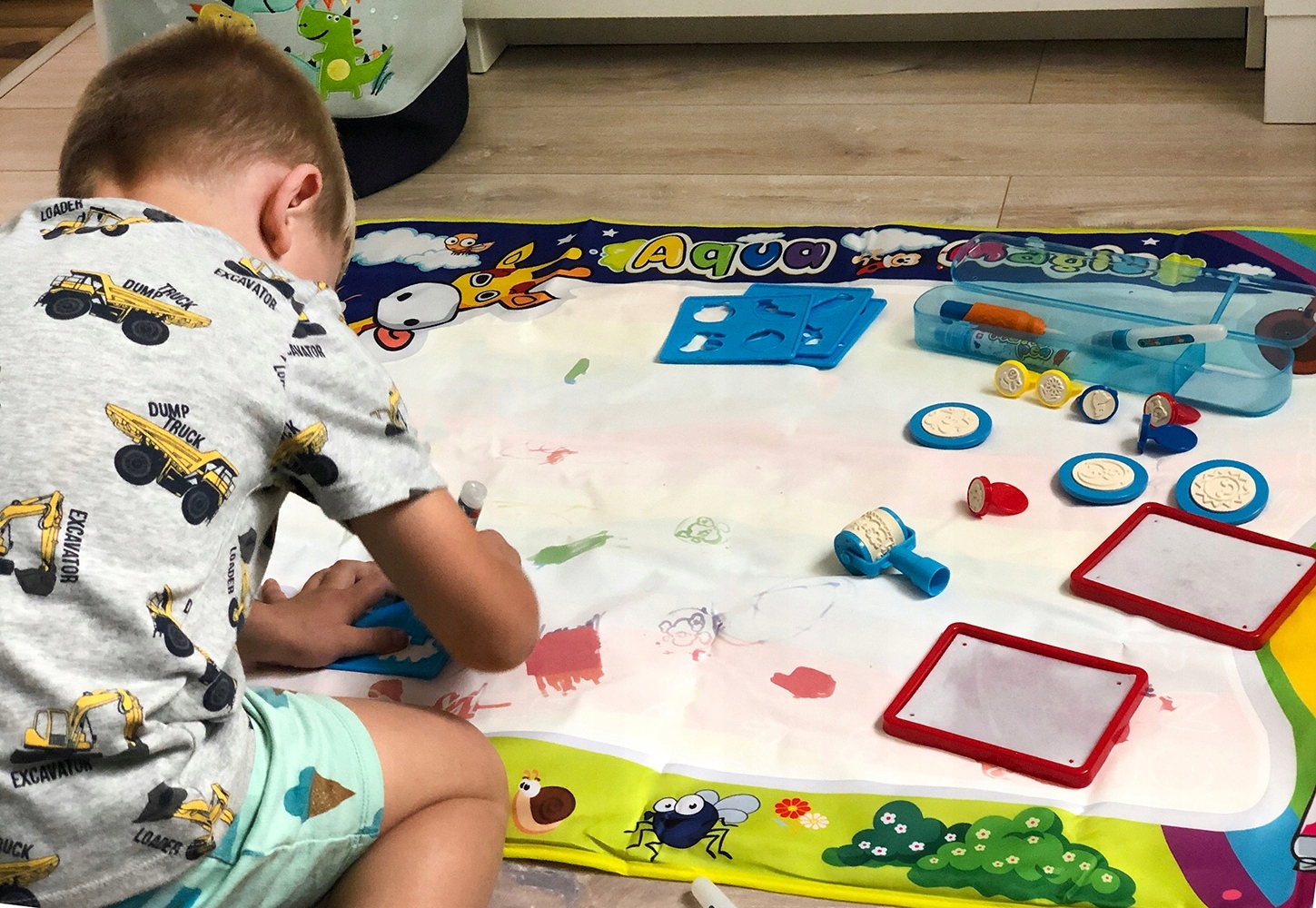 Mata wodna do malowania RYSOWANIA pieczątki formy KOLOROWY ZESTAW XXL Wiek dziecka 3 lata +