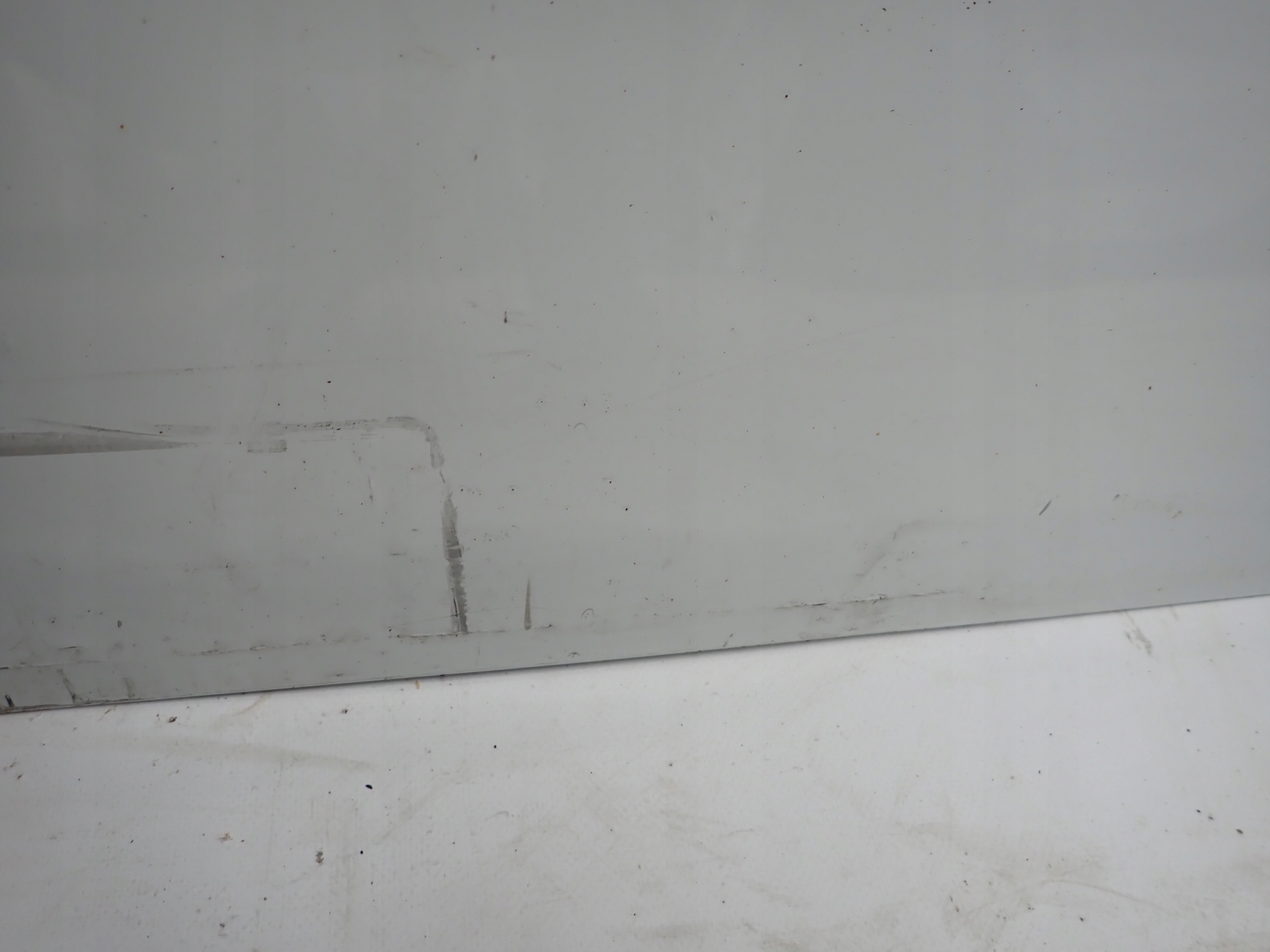 RENAULT KOLEOS and 08- bumper bracket left rear part