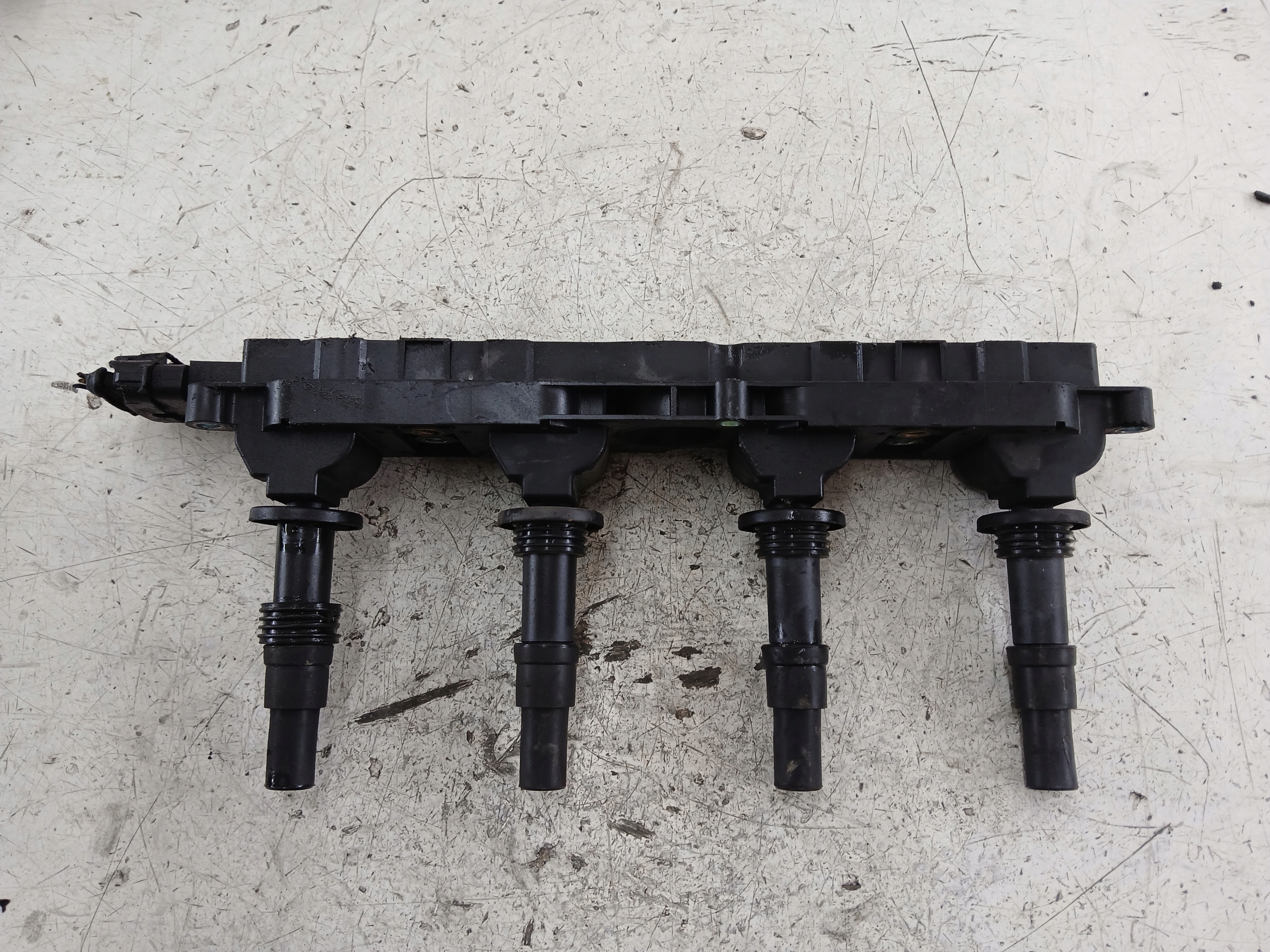 OPEL ASTRA II G ZAFIRA A 1.6 coil ignition 245108