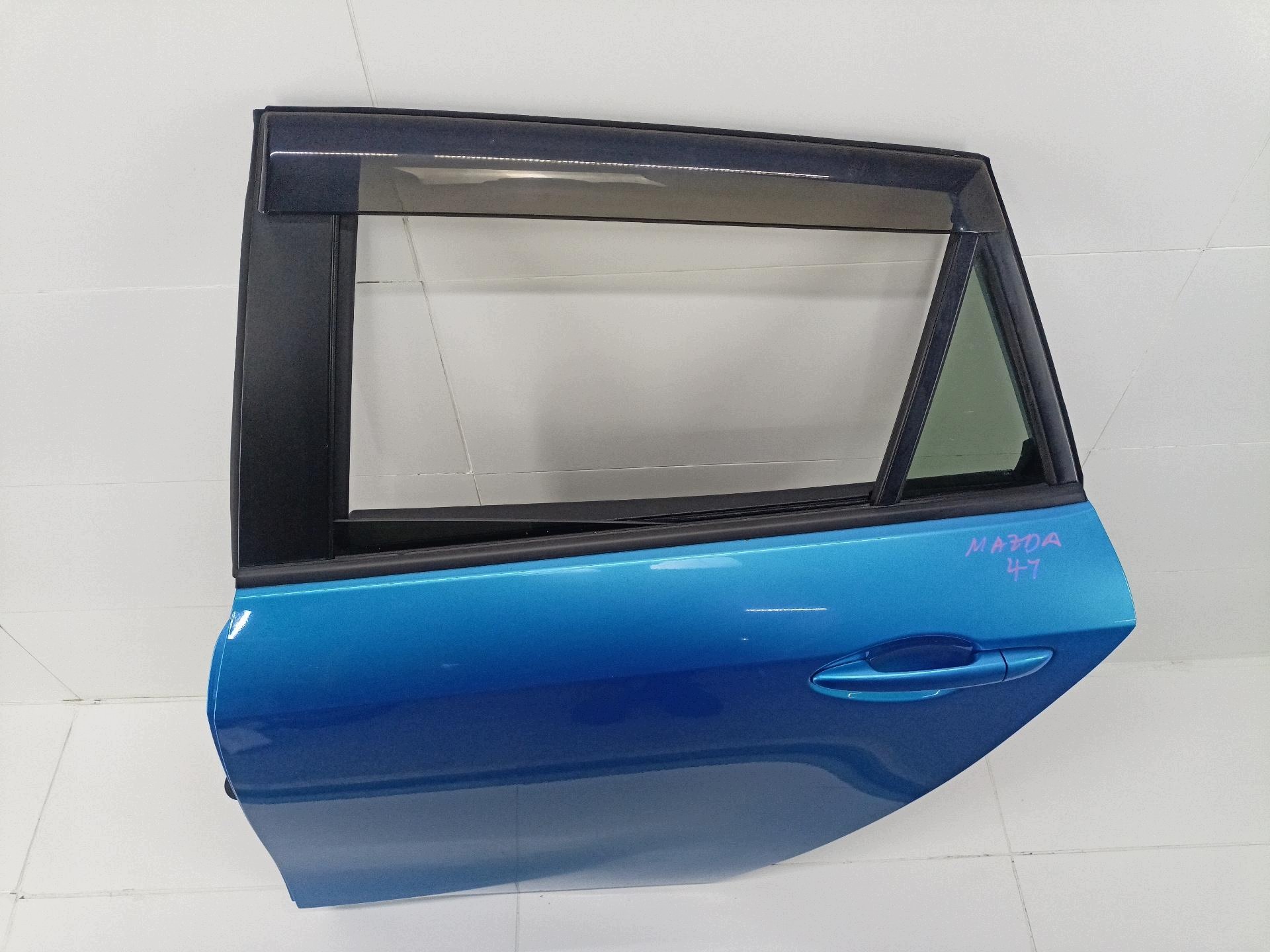 door rear part left side Mazda 3 2 BL 2010