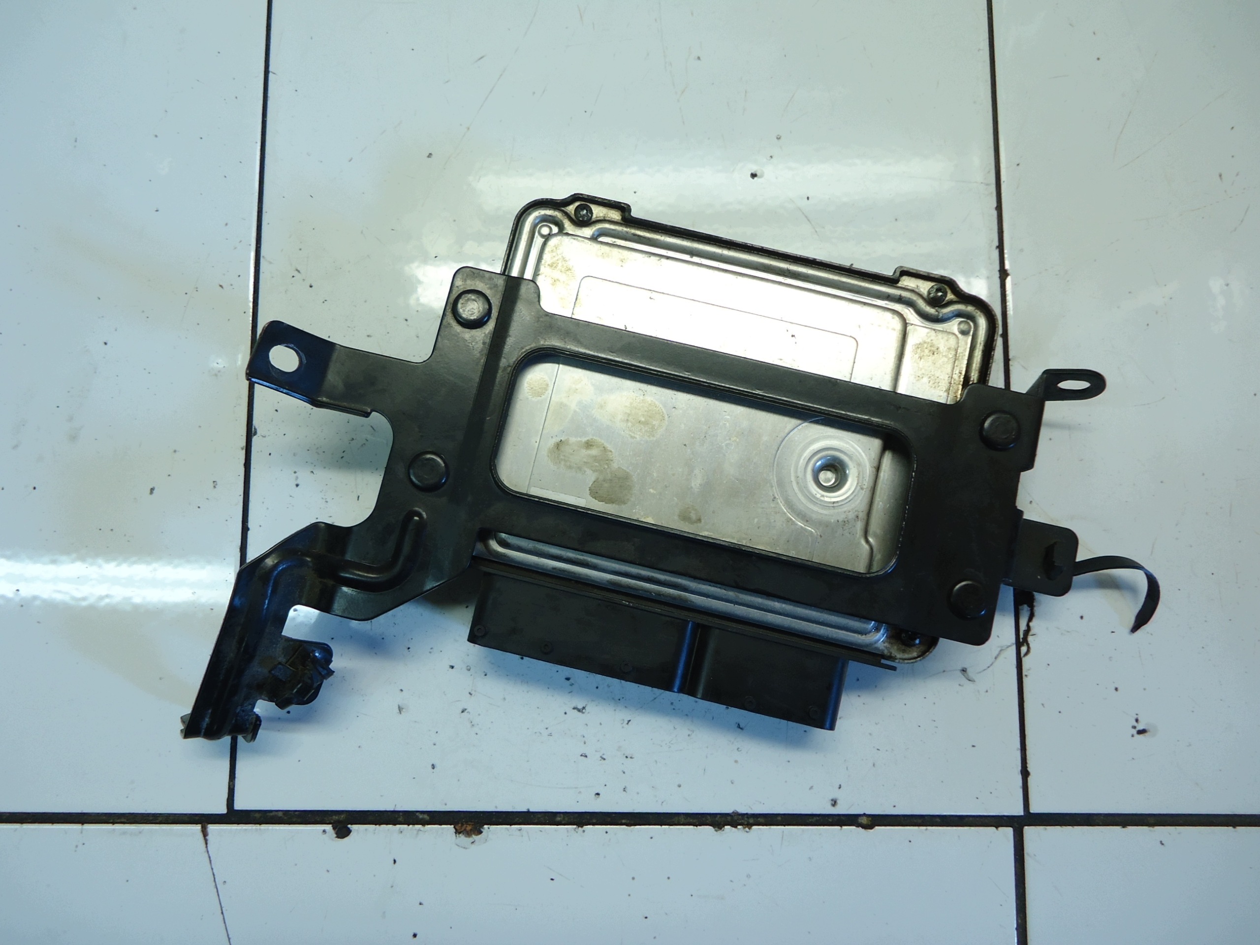 HYUNDAI I40 KIA OPTIMA 1.7 CRDI D4FD computer 39120-2A461 0281031539