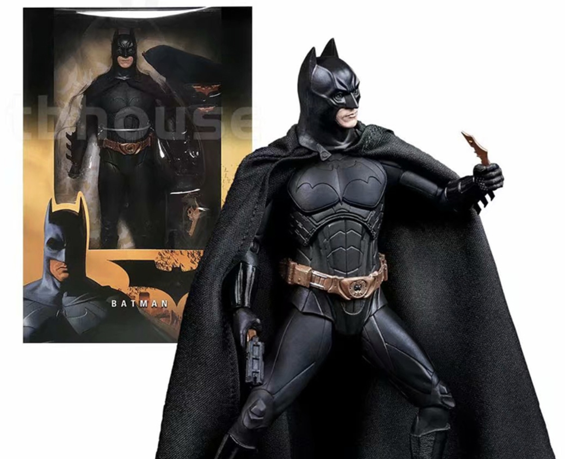 Figurka Batman Begins Počátek 18 cm Pravá Pláštěnka