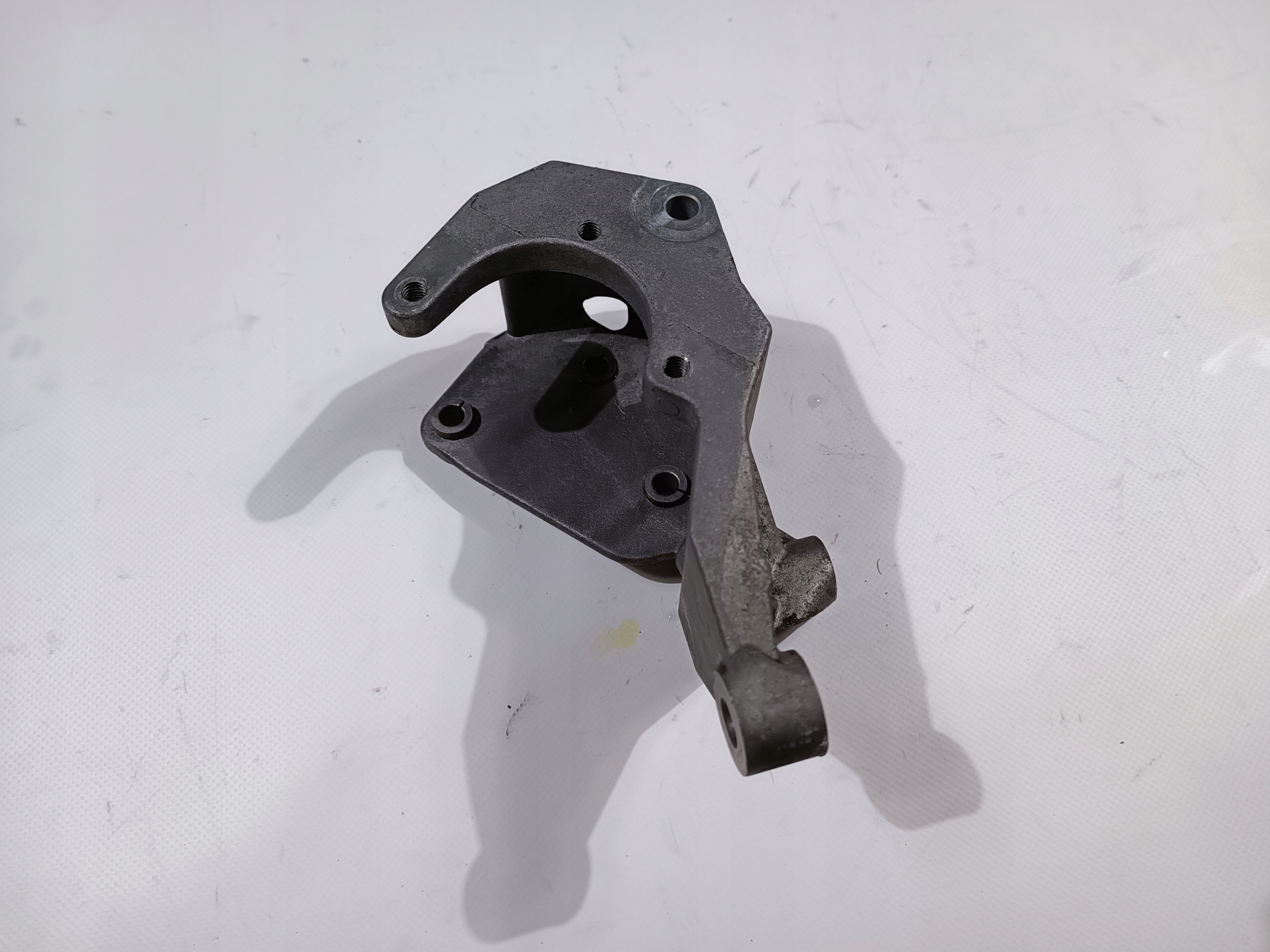 Support Support plaque pompy Direction assistée Chevrolet Camaro 3.6 v6 2009-2015