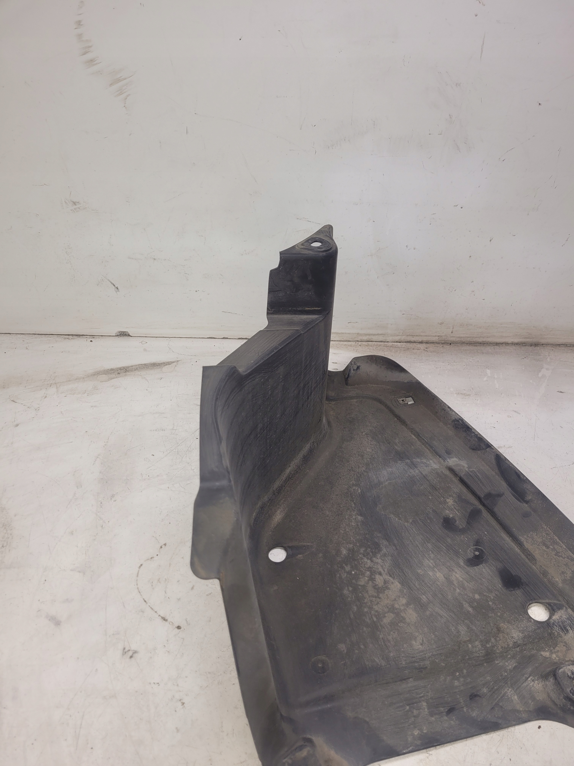 BLENDE ABDECKUNG ABDECKUNG UNTERFAHRSCHUTZ LINKS HECK AUDI Q5 8R0825219B