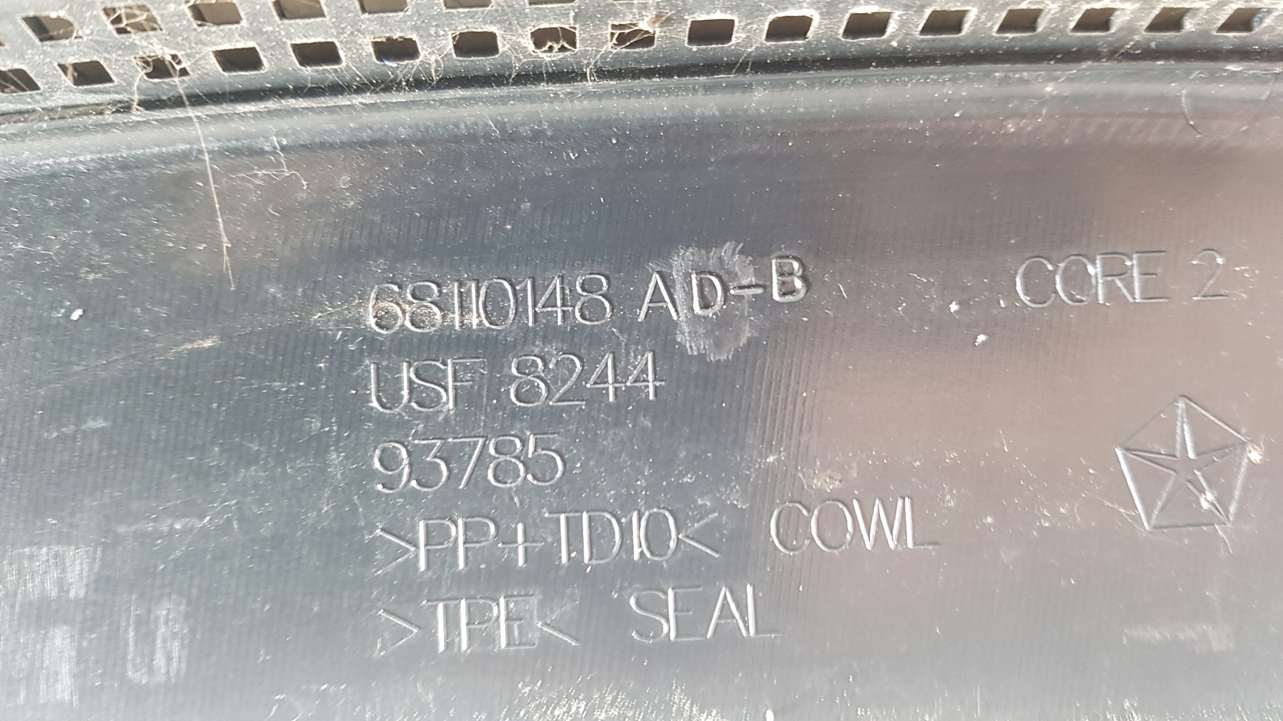 CHRYSLER 200 15-Podszybie 68110148 америка