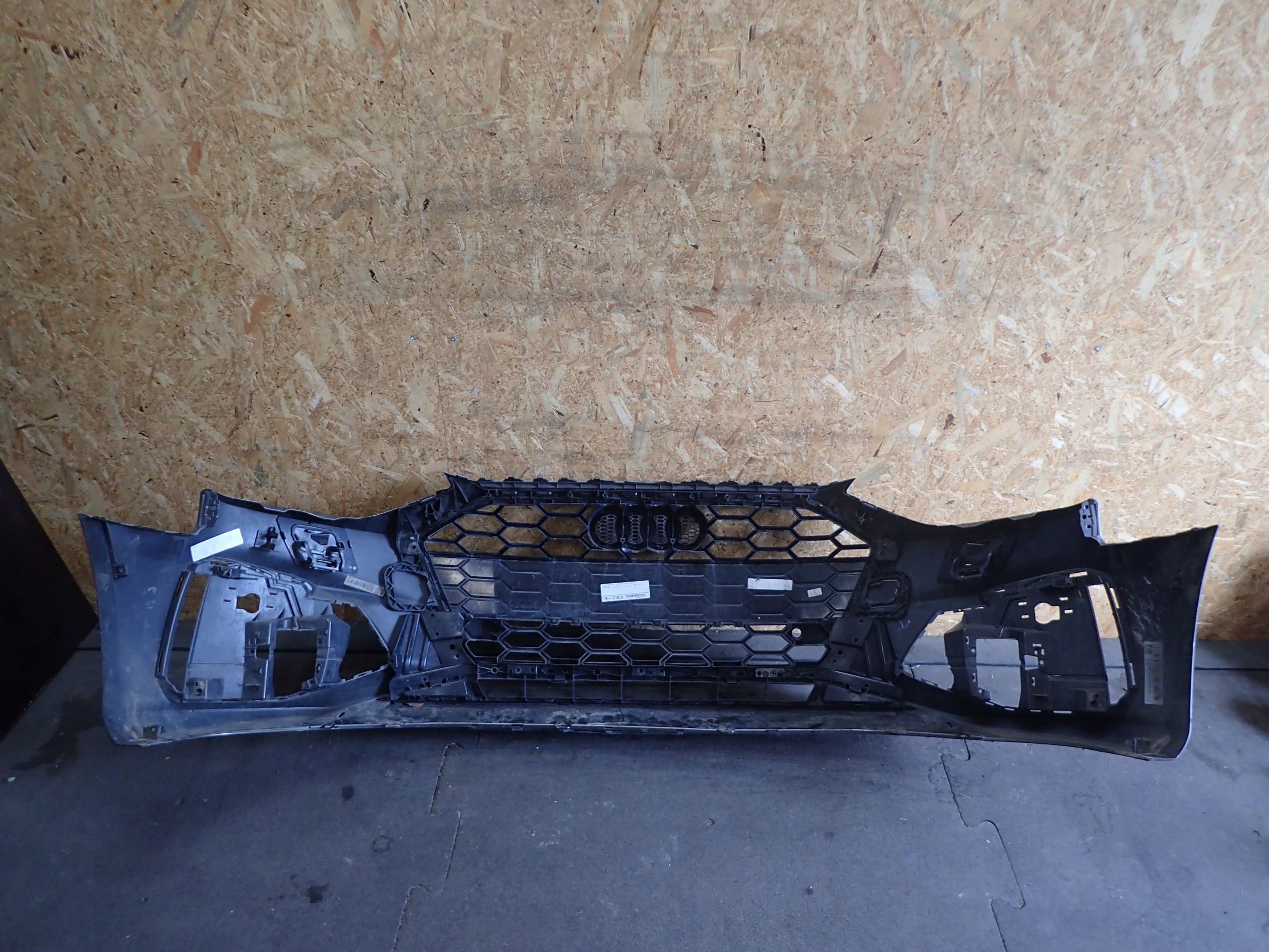 BUMPER FRONT AUDI A4 B9 S LINE LIFT 19