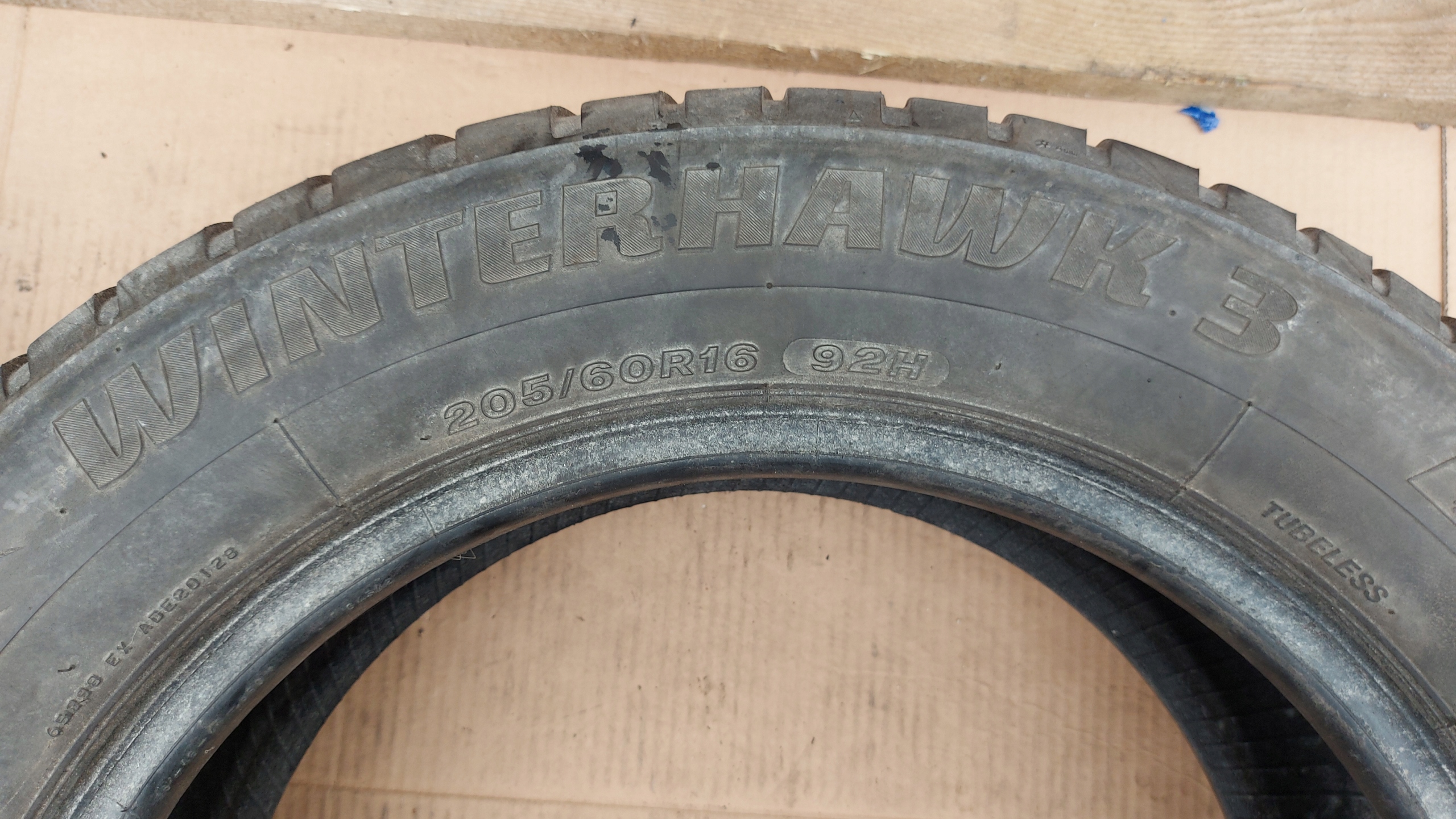 FIRESTONE WINTERHAWK 3 205/60R16 tyres winter 5mm