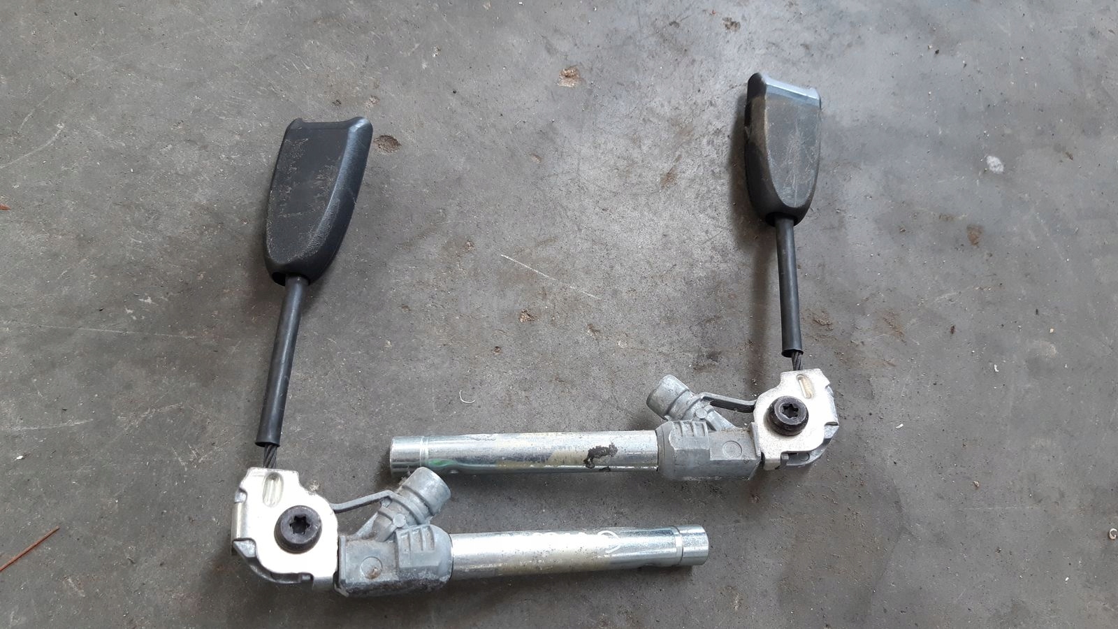 dashboard console tension belts Opel Corsa D 1,0