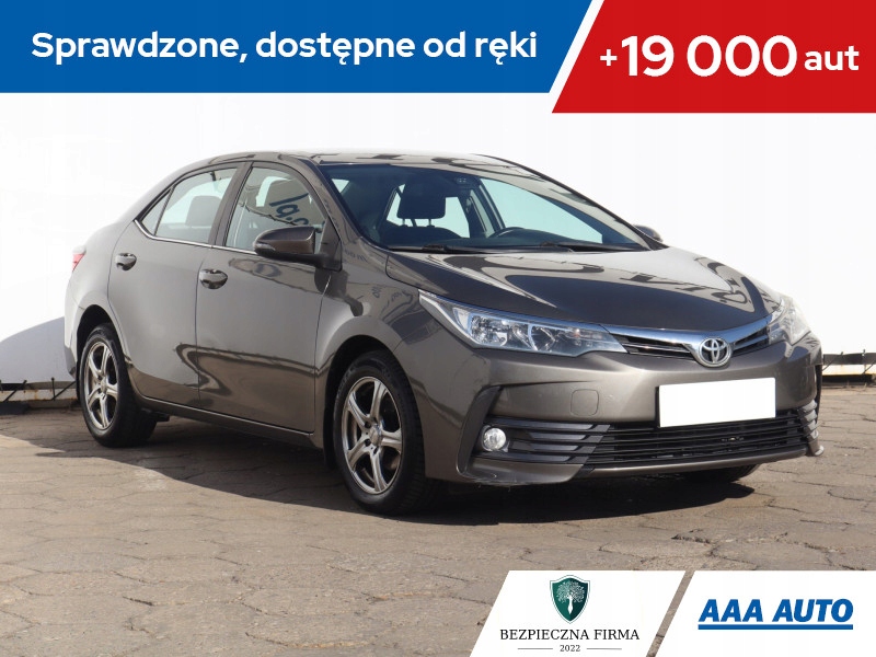 Toyota Corolla 1.6 Valvematic, Salon Polska