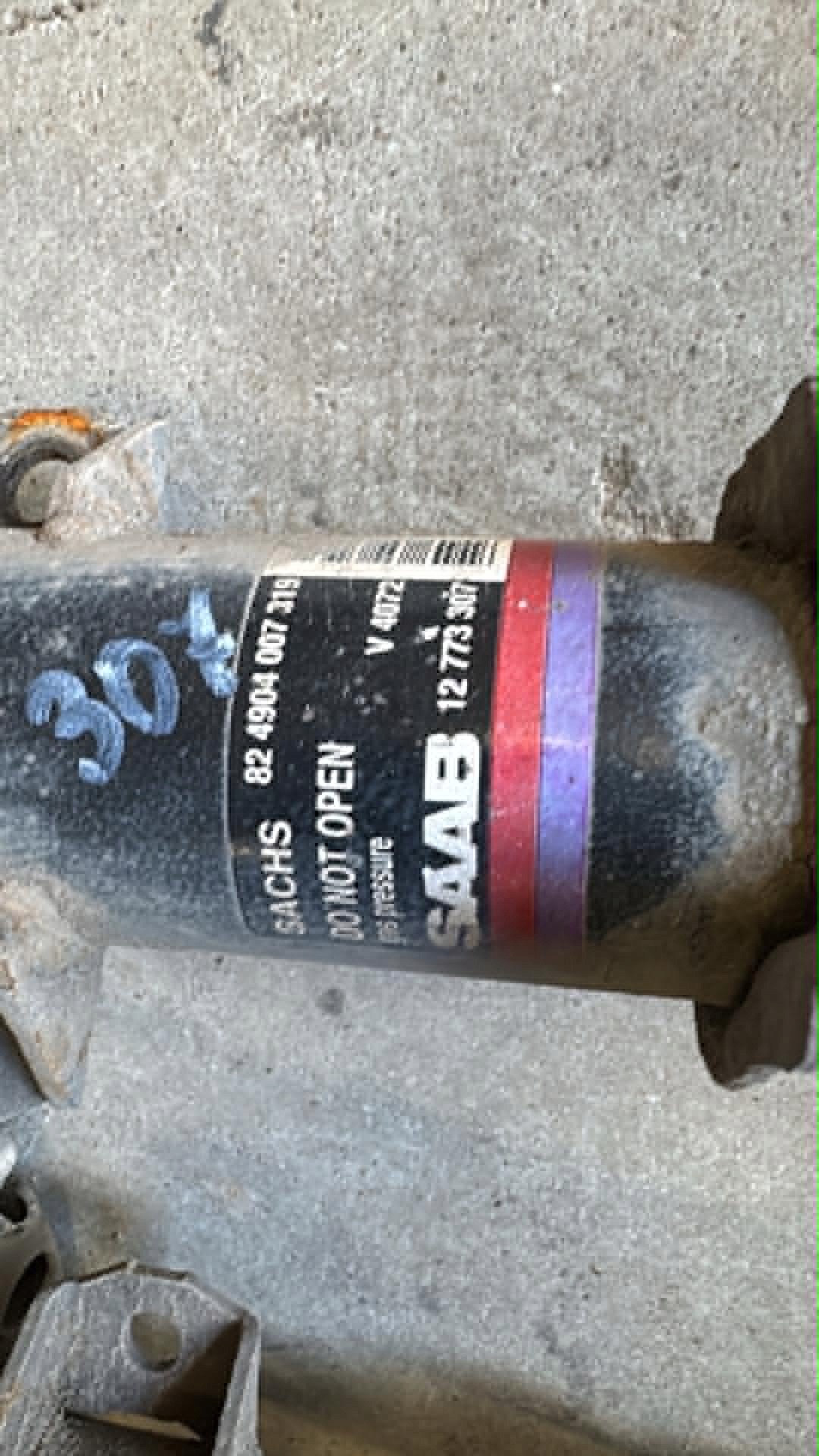 Saab 9-3 93 shock absorber front shock absorbers MCPHERSONY McPherson springs
