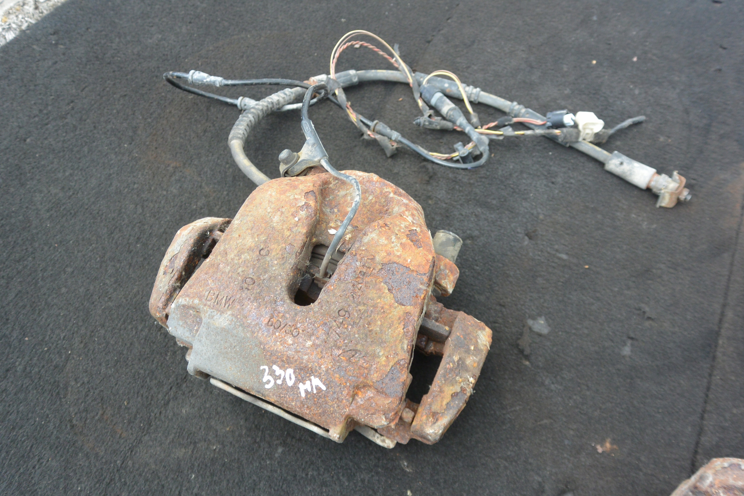 caliper brake front BMW X5 X6 E70 E71 60/30 330 MAM KOMPLET