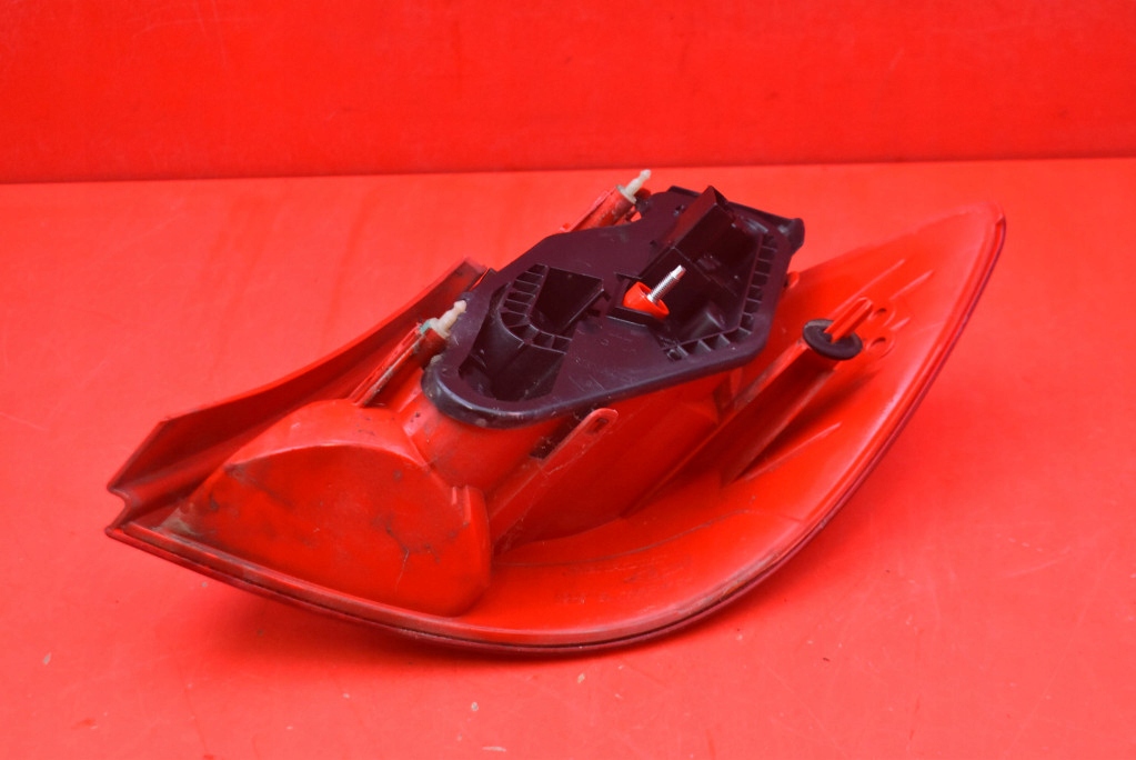 light left rear part rear 8200700046 RENAULT THALIA 2 II 08-12