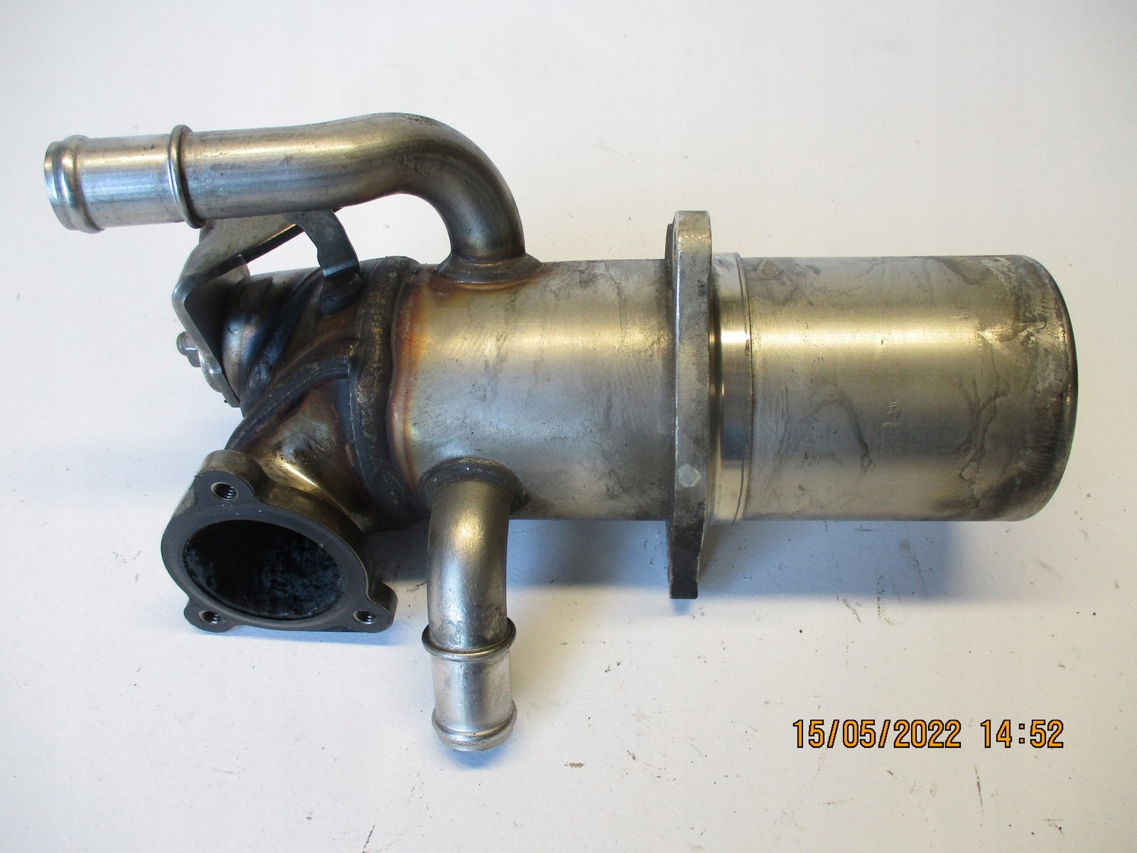 ABGASKUEHLER AGR AUDI A6 4G0 2,0TDI 04L131512A