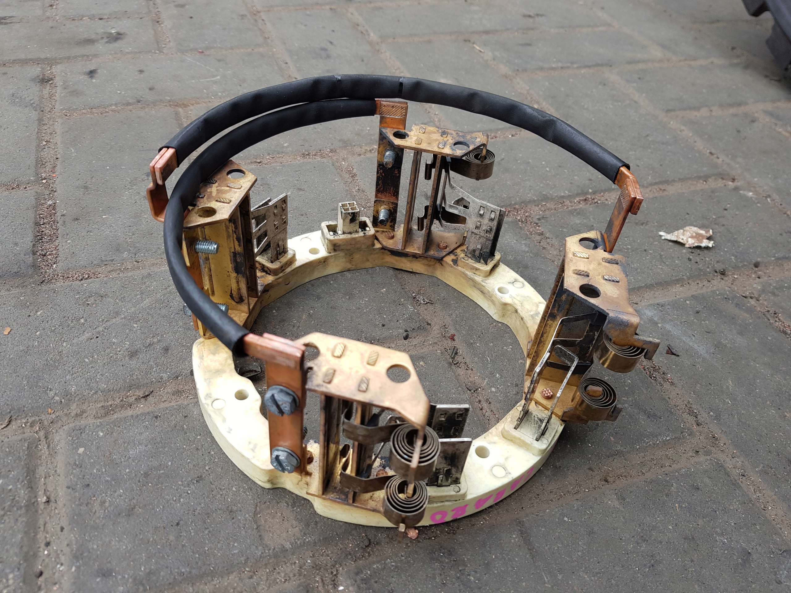 Щеткодержатель все еще R60 20 25 30 Карраро *