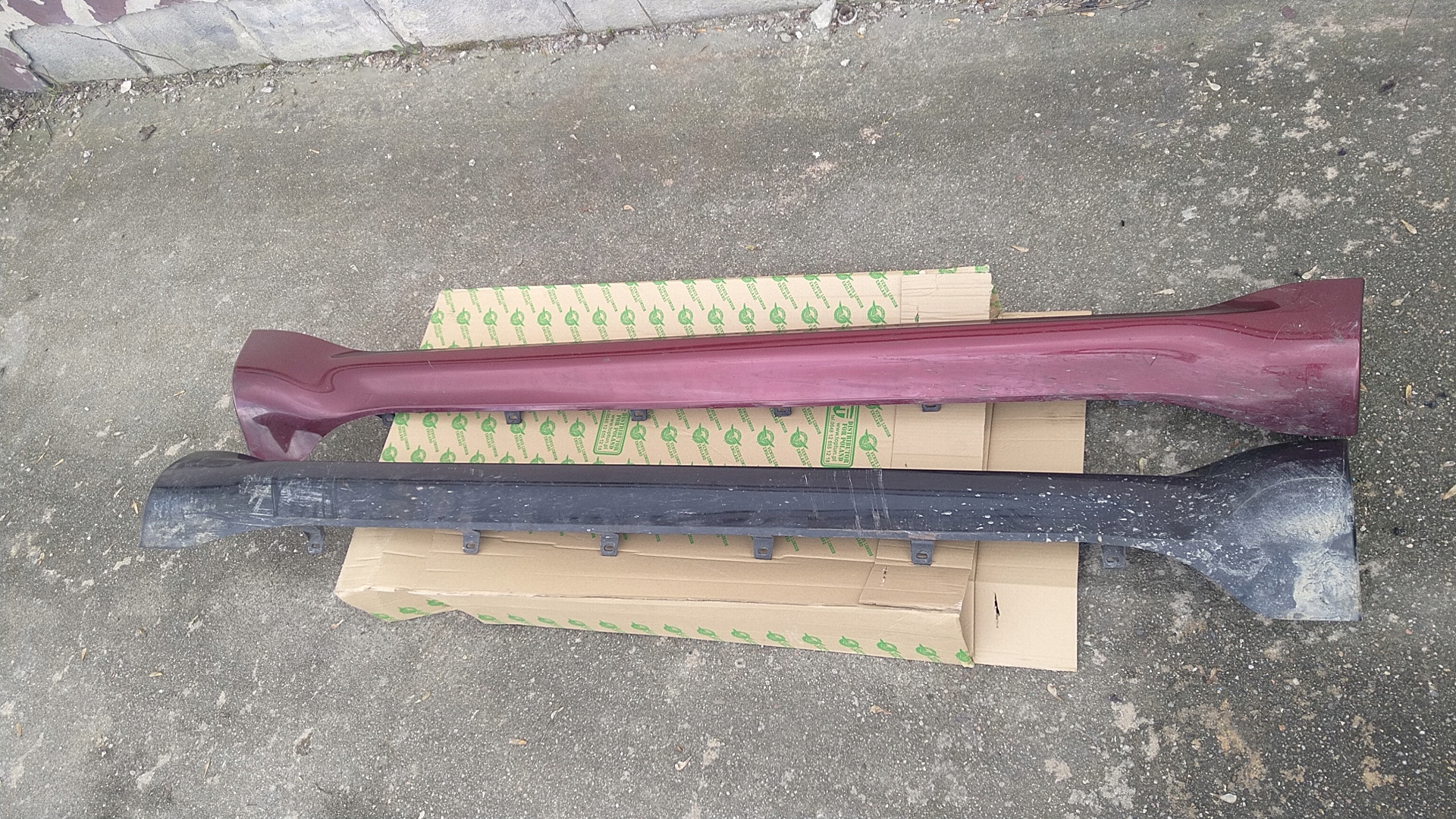 JEEP GRAND CHEROKEE WK2 SRT PRÓG LEWY LISTWA PROGOWA LEWA NAKŁADKA