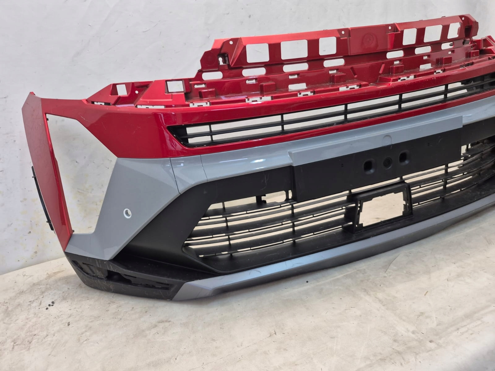 RENAULT CAPTUR II 2 LIFT 24- bumper front front PDC