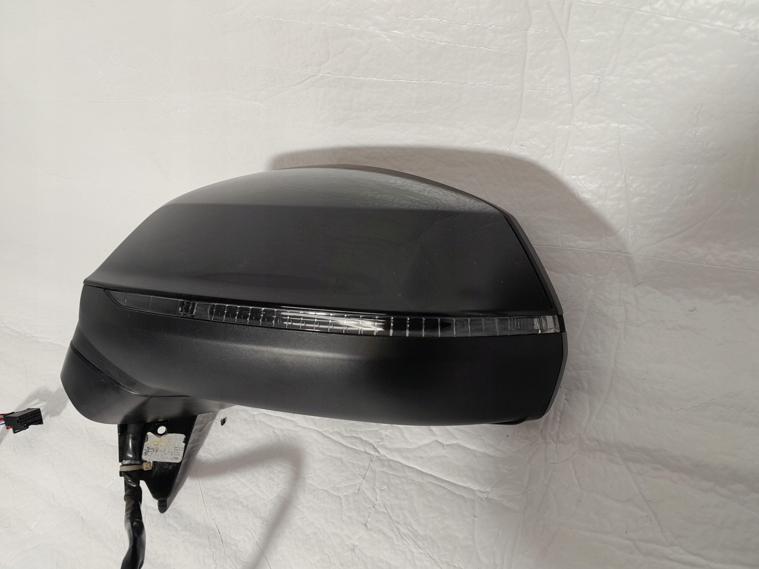 AUDI Q5 II 80A mirror left 14PIN LY9T