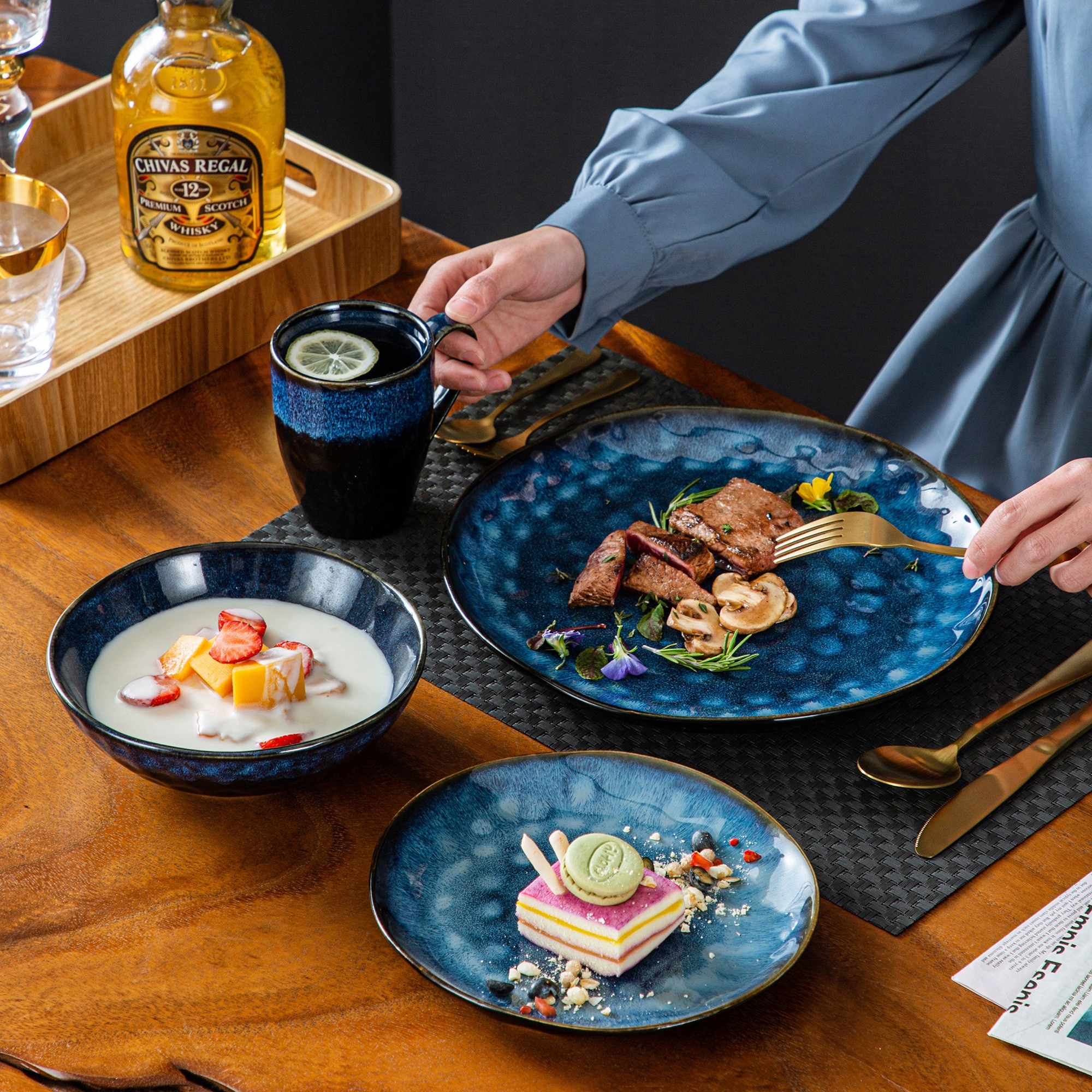 SERWIS OBIADOWY VANCASSO ZESTAW DLA 12 OSÓB 48 EL PREZENT KAMIONKA ŚWIĘTA Kolor odcienie niebieskiego