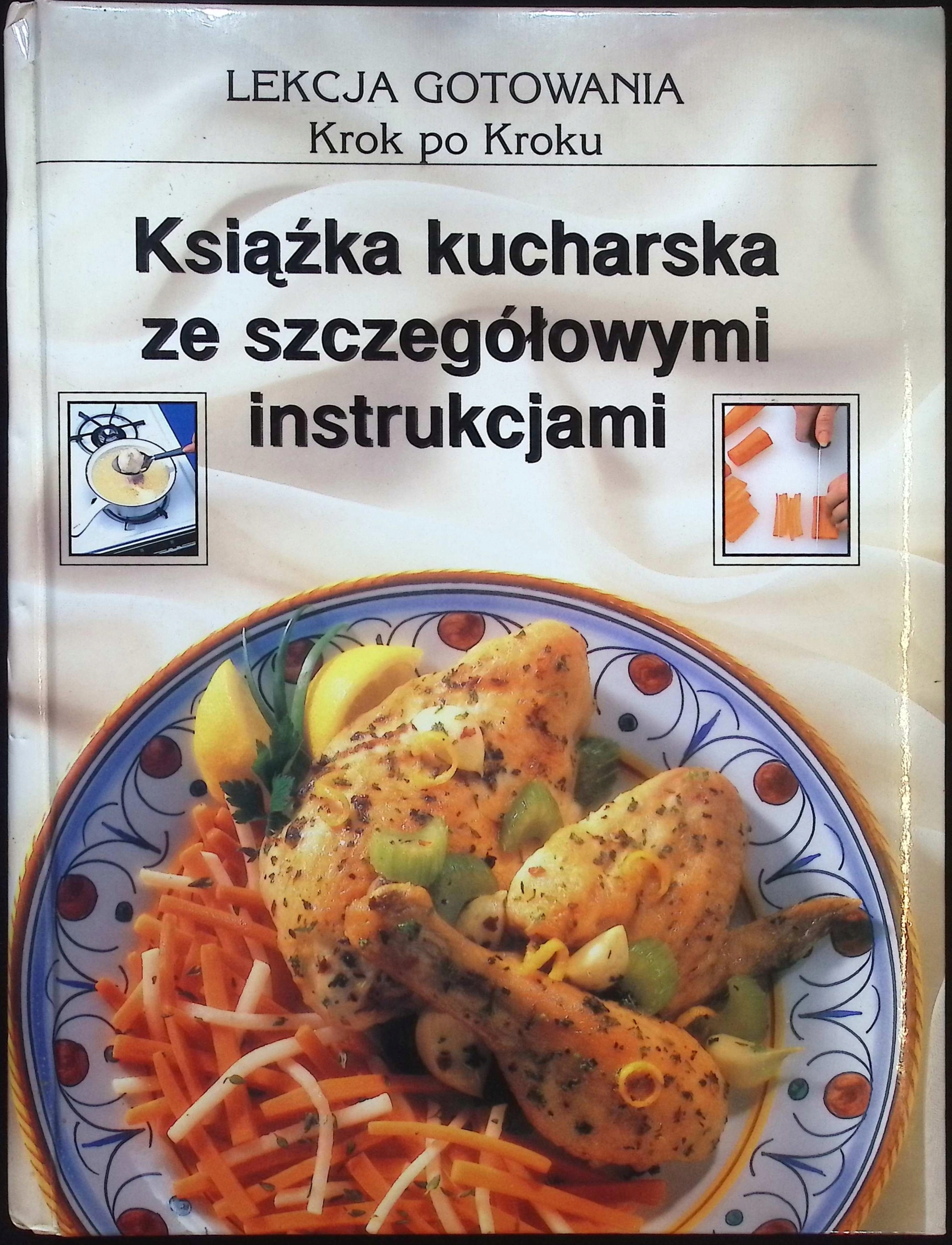 Ksiąźka kucharska ze szczegółowymi instrukcjami