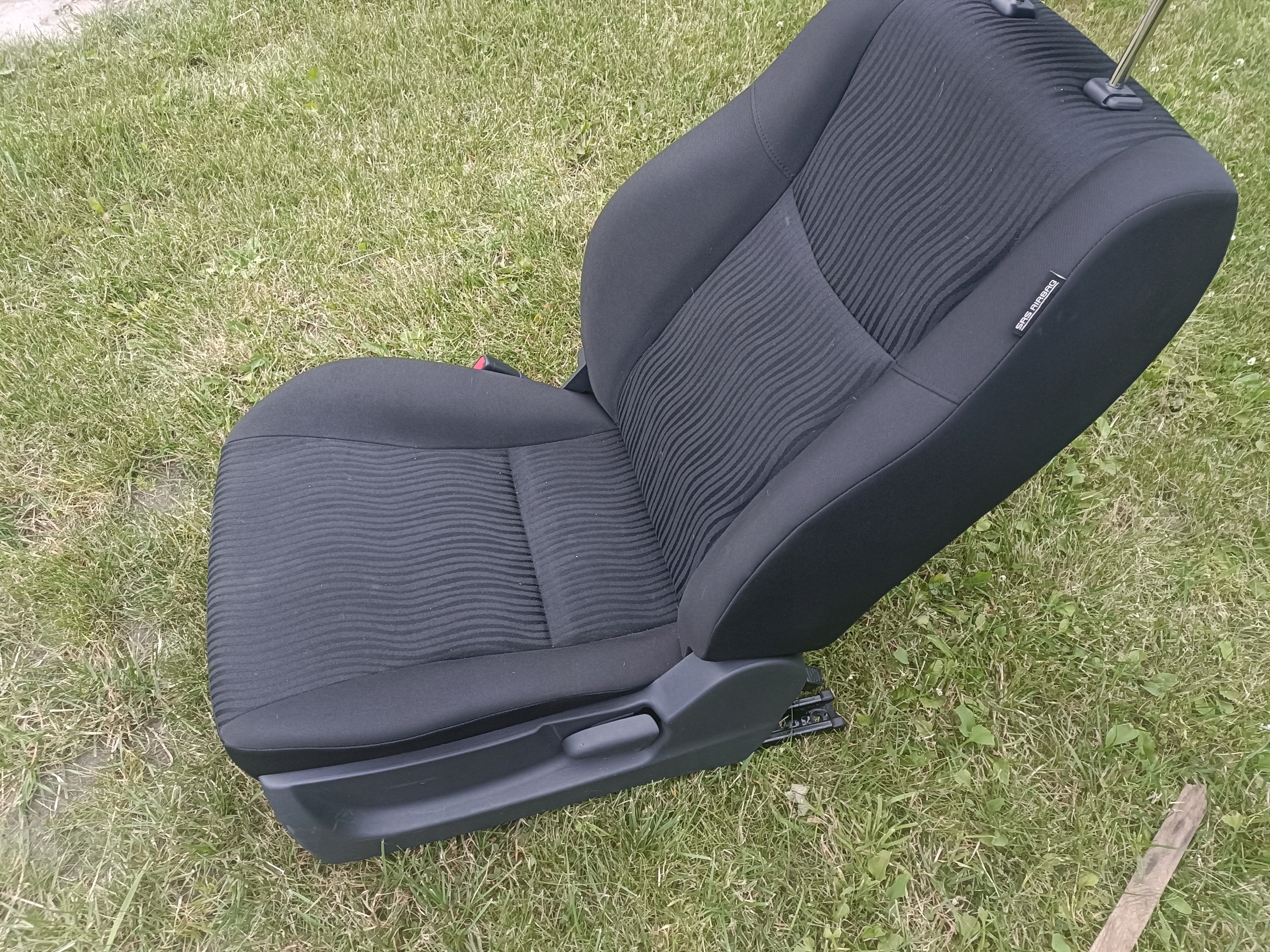 ХОРОШИЙ СТІЛЕЦЬ ЛІВИЙ SUZUKI СВІФТ Mk7 11-17r.