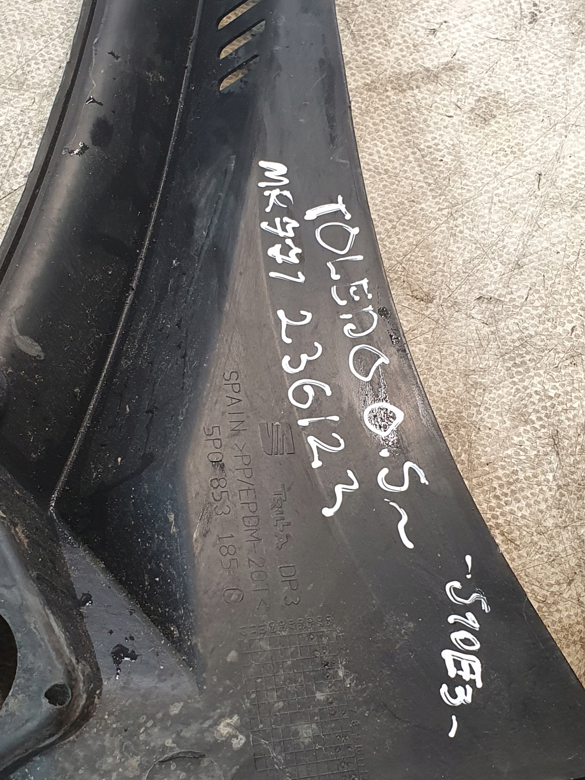 torpedo OE 5P0853185C SEAT TOLEDO III 05r.