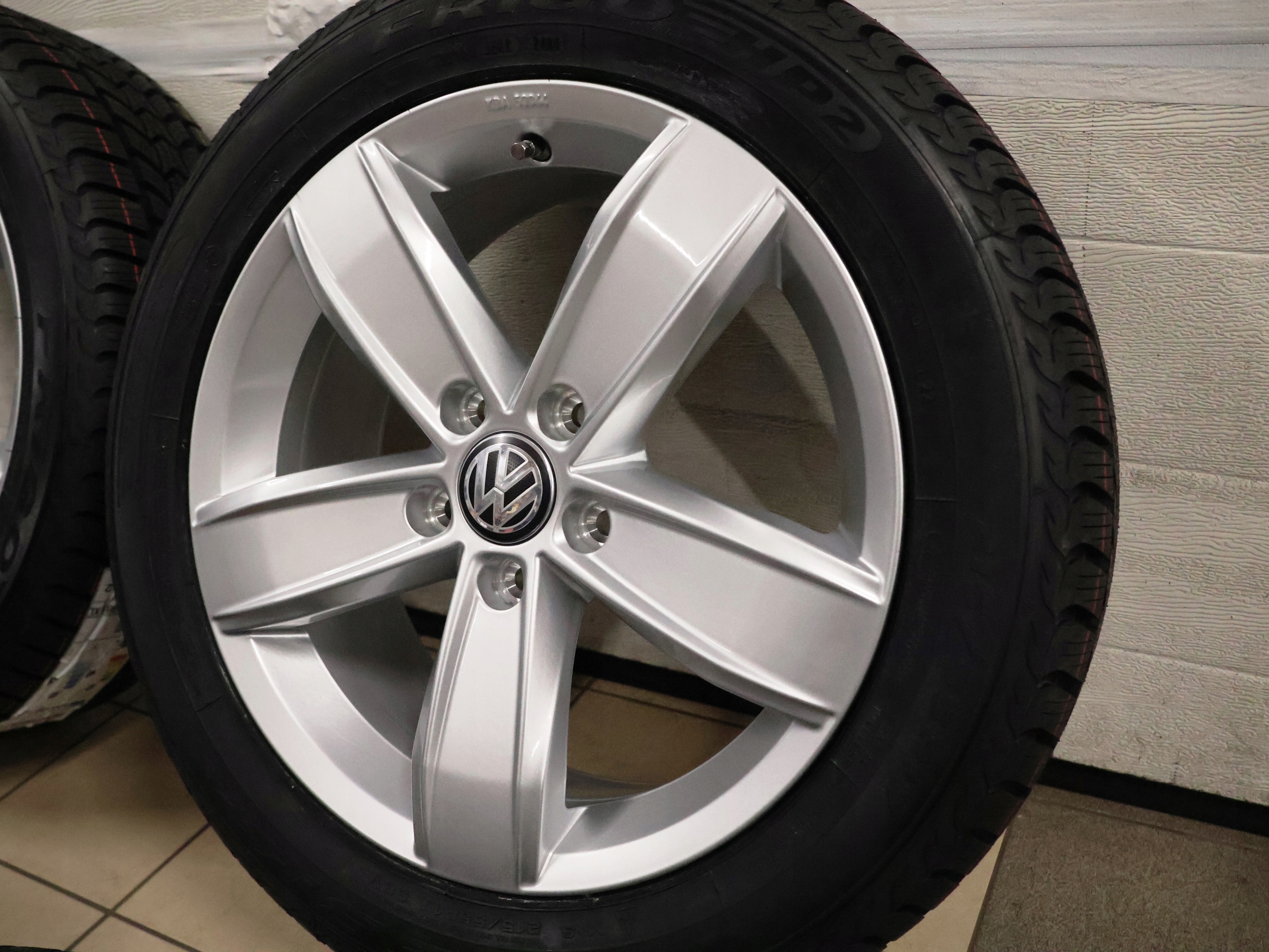 VW TROC T-ROC KOŁA ZIMOWE 215/55R17 DĘBICA NOWE Średnica felgi 17