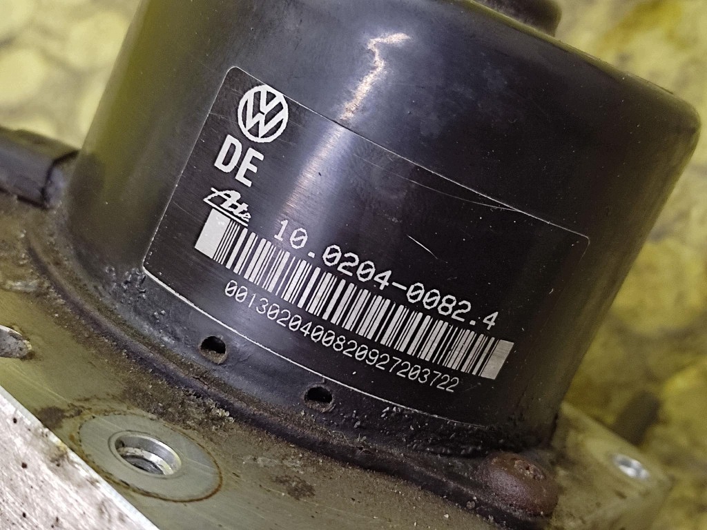 VW GOLF 3 pumpa ABS 3A0907379D