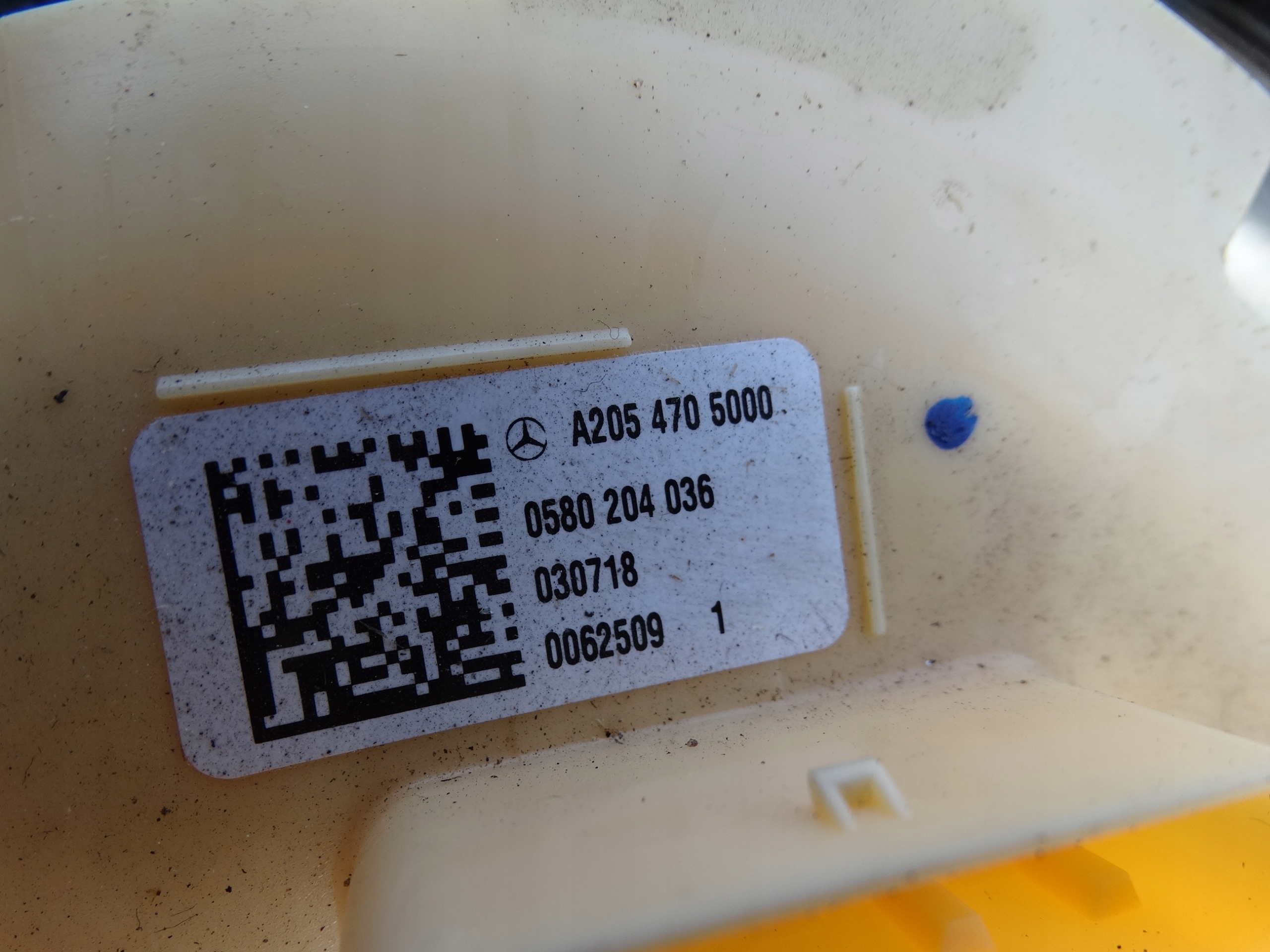 IDEALNY TANK MERCEDES W213 W257 1