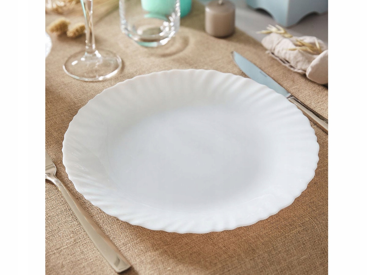 Talerz obiadowy 25 cm biały FESTON LUMINARC Kolor biały