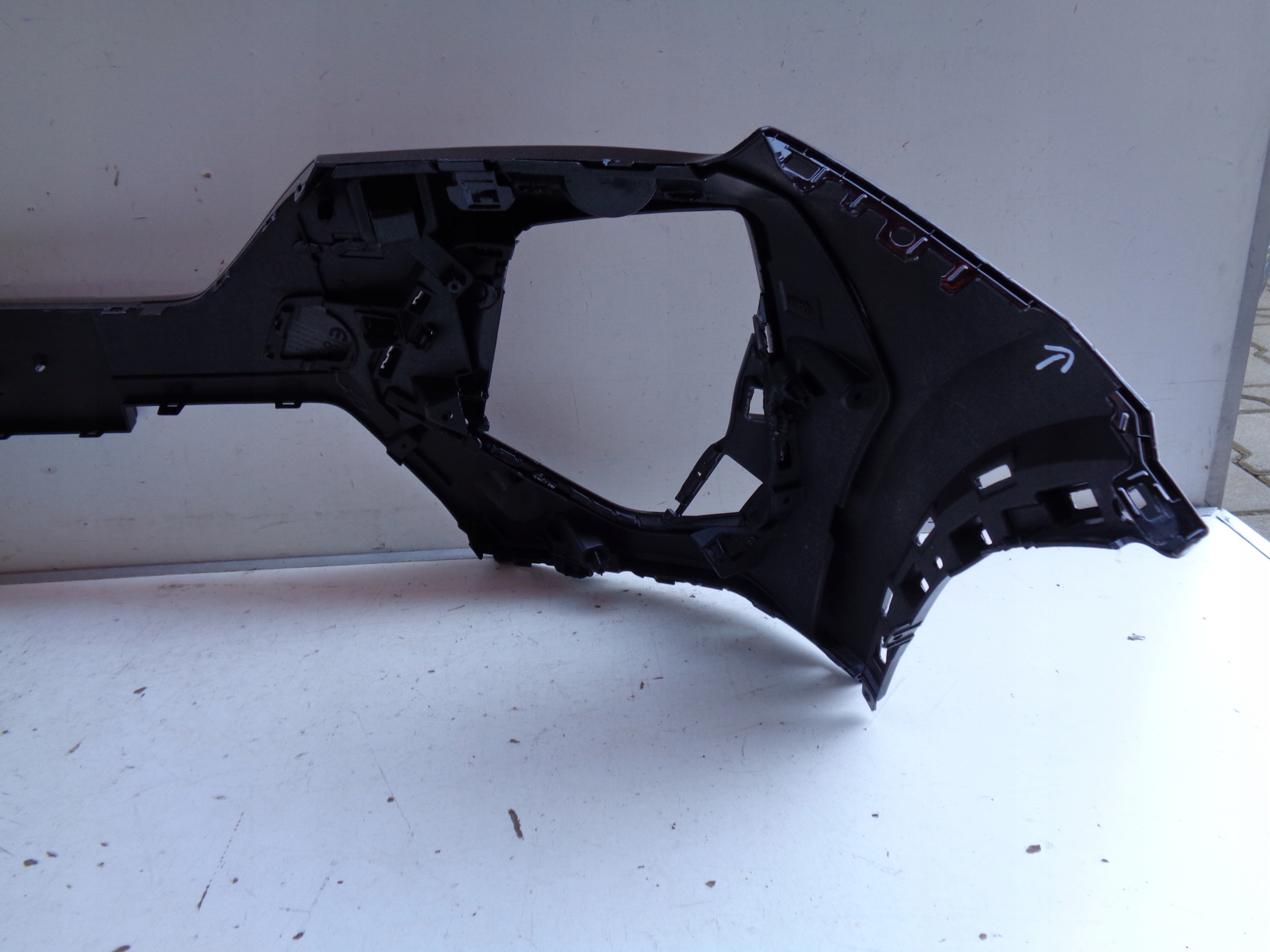 front bumper PEUGEOT 2008 E-2008 24- NR 41313