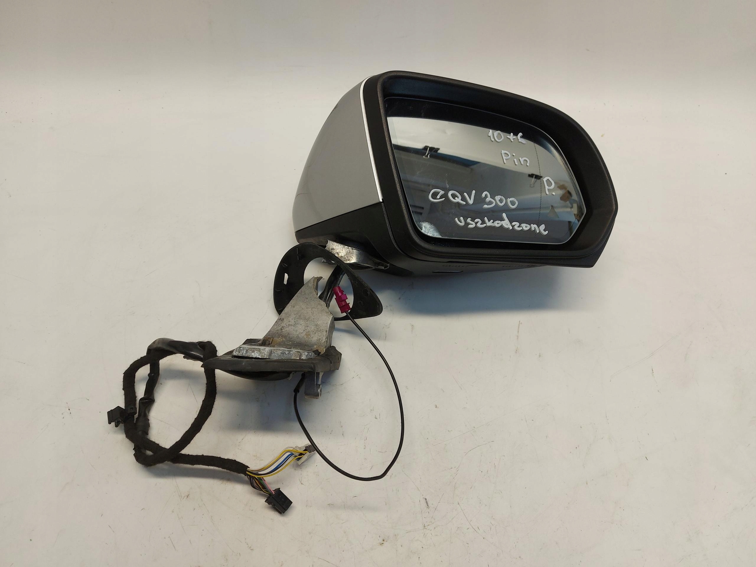 Mercedes EQV w447 V-klasa, 2021 bonnet latch lock front front oryg