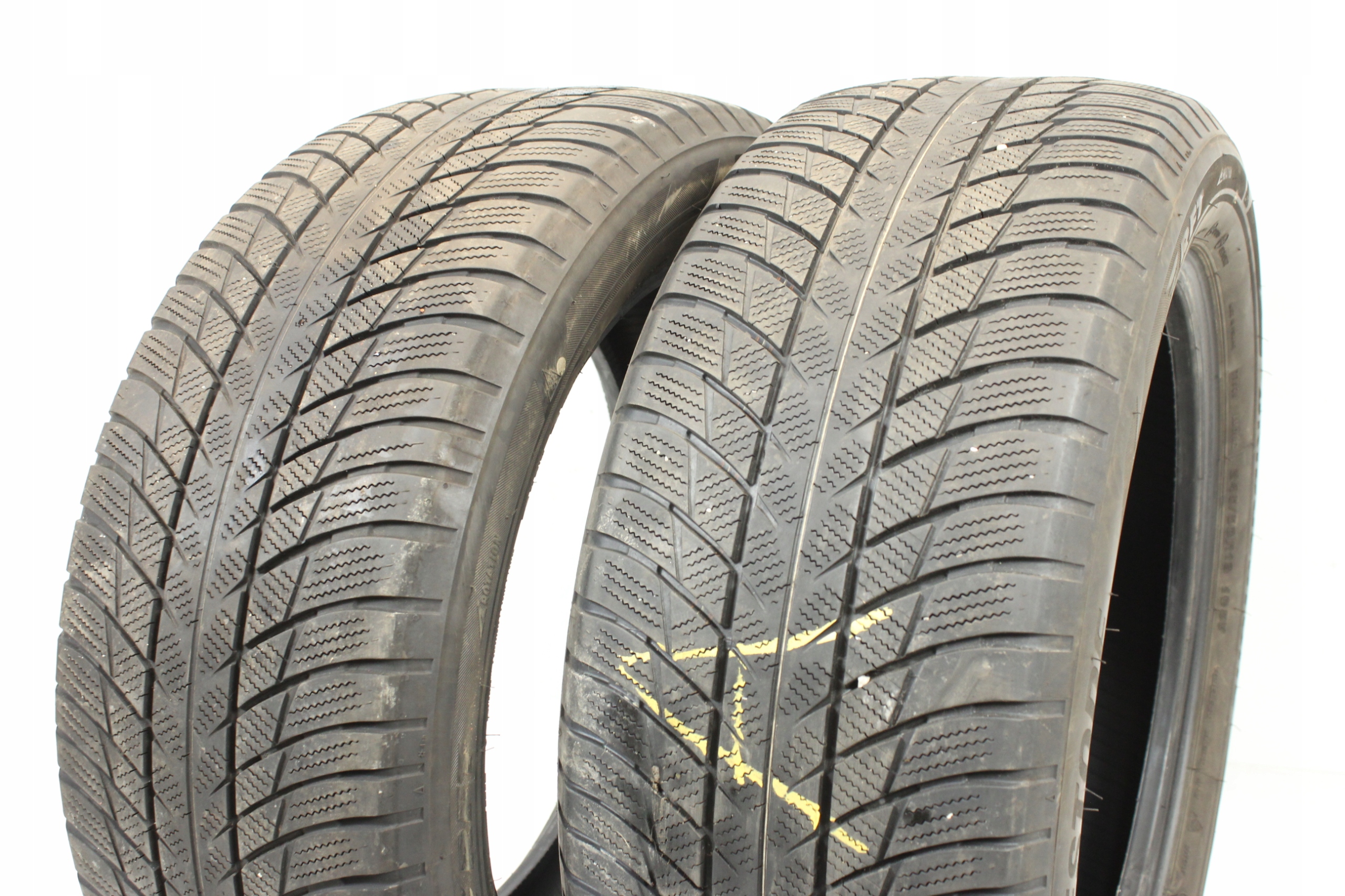 245/45R19 OPONY ZIMOWE BRIDGESTONE BLIZZAK LM001 * 2018r