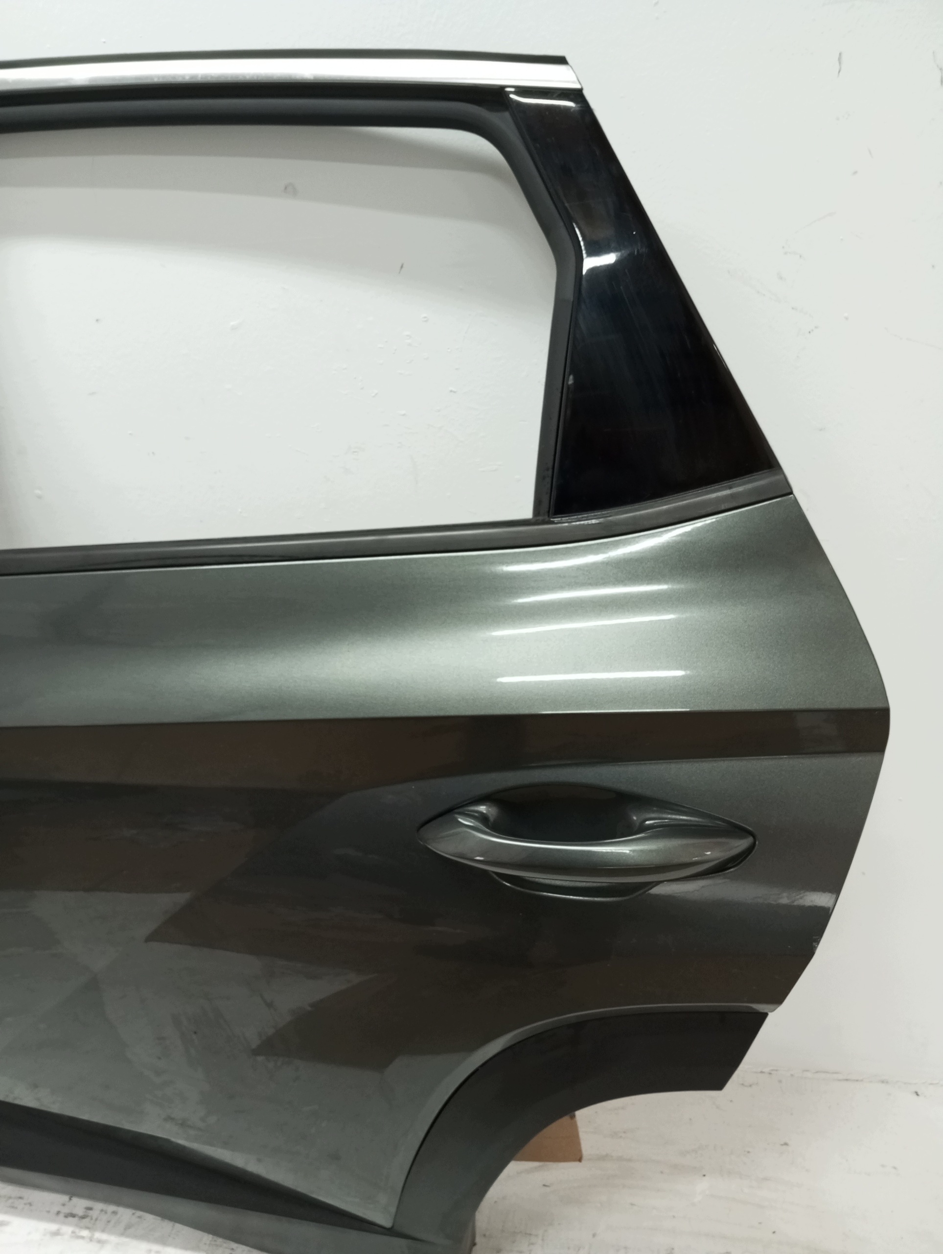 door HYUNDAI TUCSON 4 IV 20r left rear.
