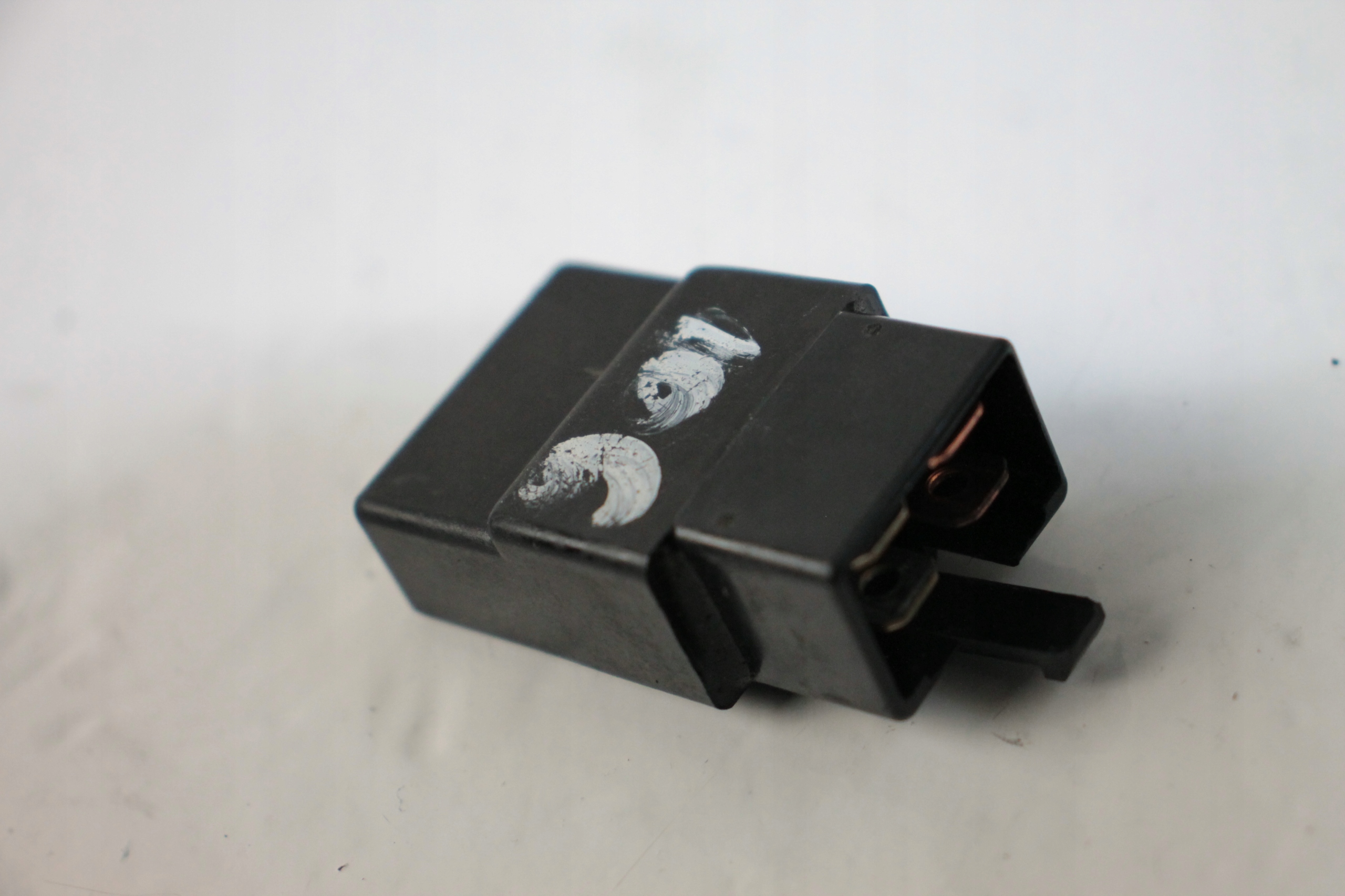 HONDA X11 CB 1100 99-01 PRZEKAŹNIK