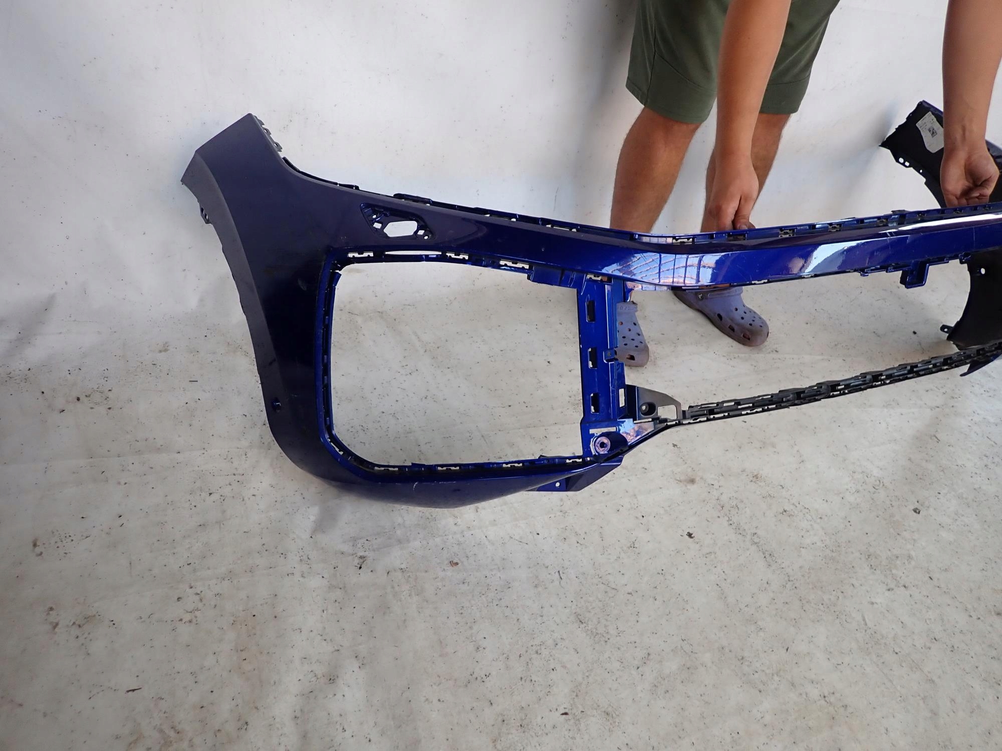 VW TOUAREG III 3 R-LINE LIFT 23-> bumper front front washer PDC